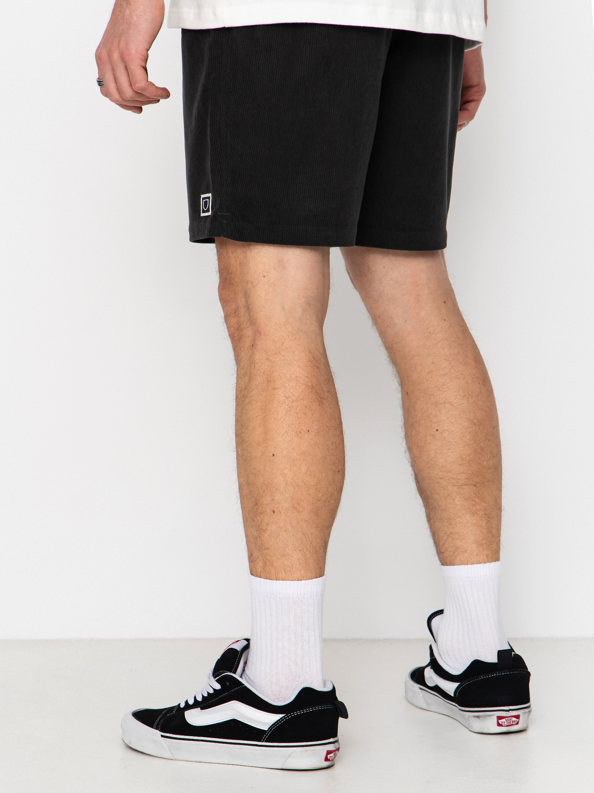 Къси панталони Brixton Everyday Corduroy (vintage black)