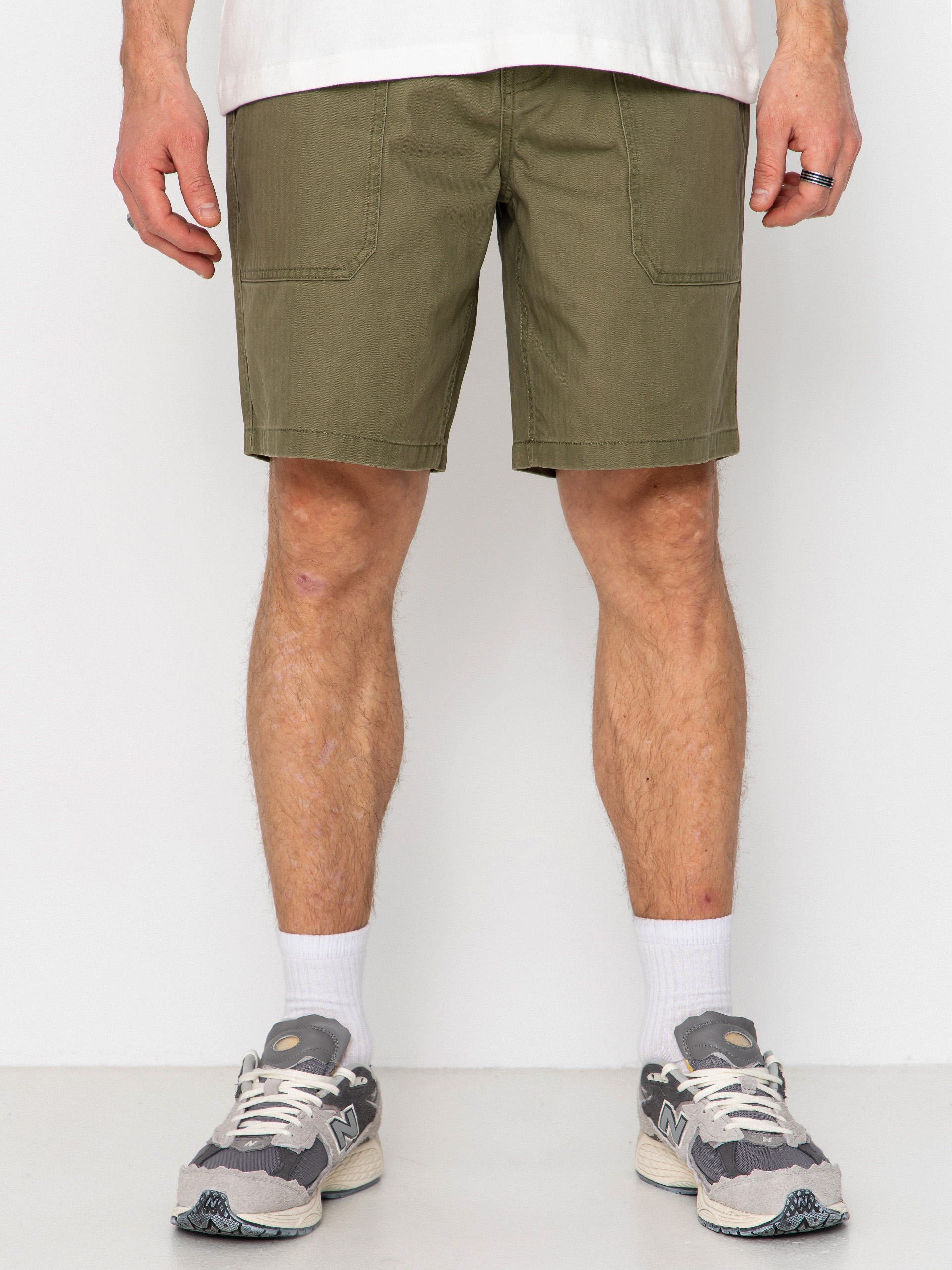 u041au044au0441u0438 u043fu0430u043du0442u0430u043bu043eu043du0438 Brixton Surplus Vw Herringbone (washed olive green)