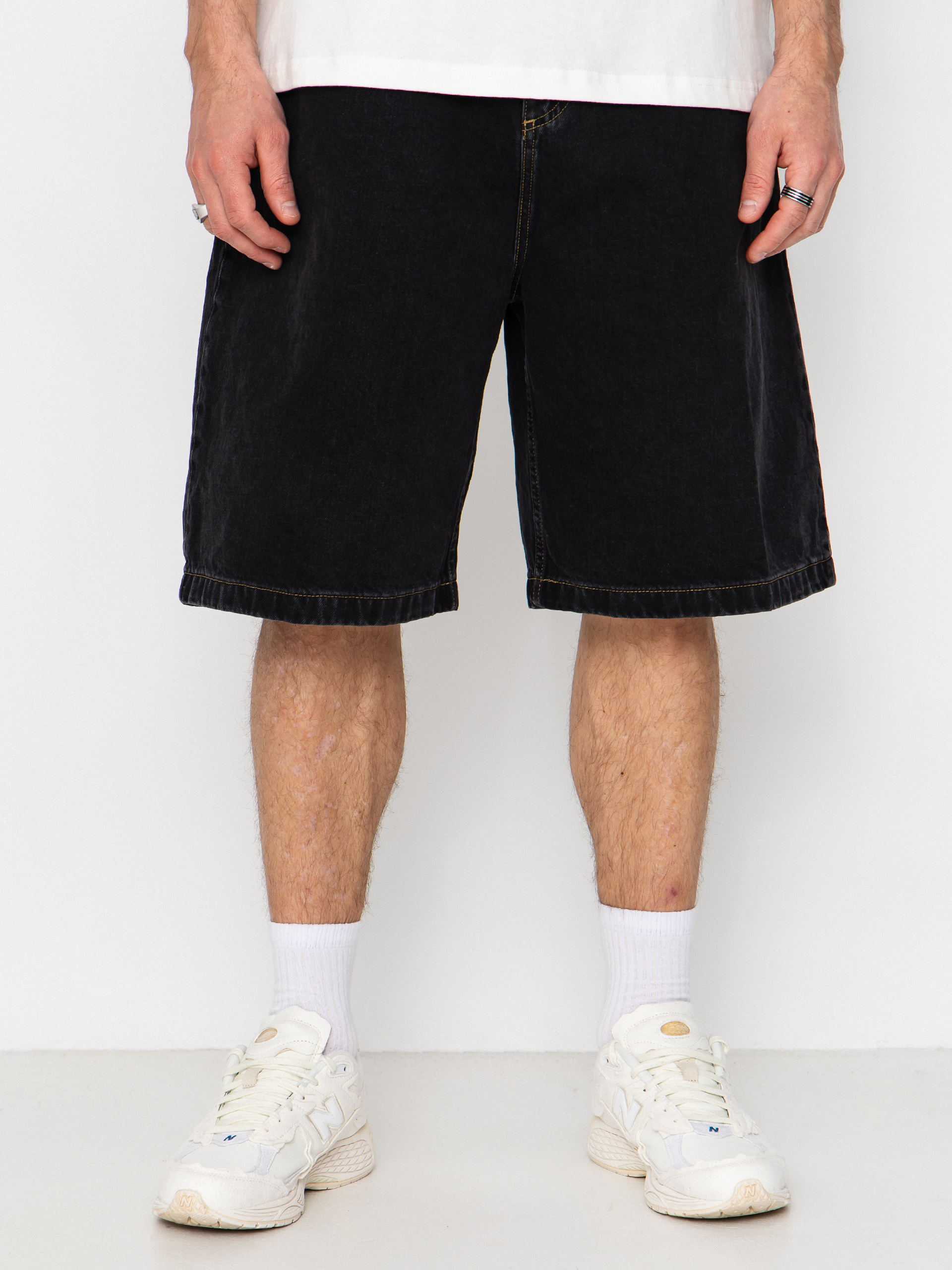 Къси панталони Carhartt WIP Brandon (black stone washed)