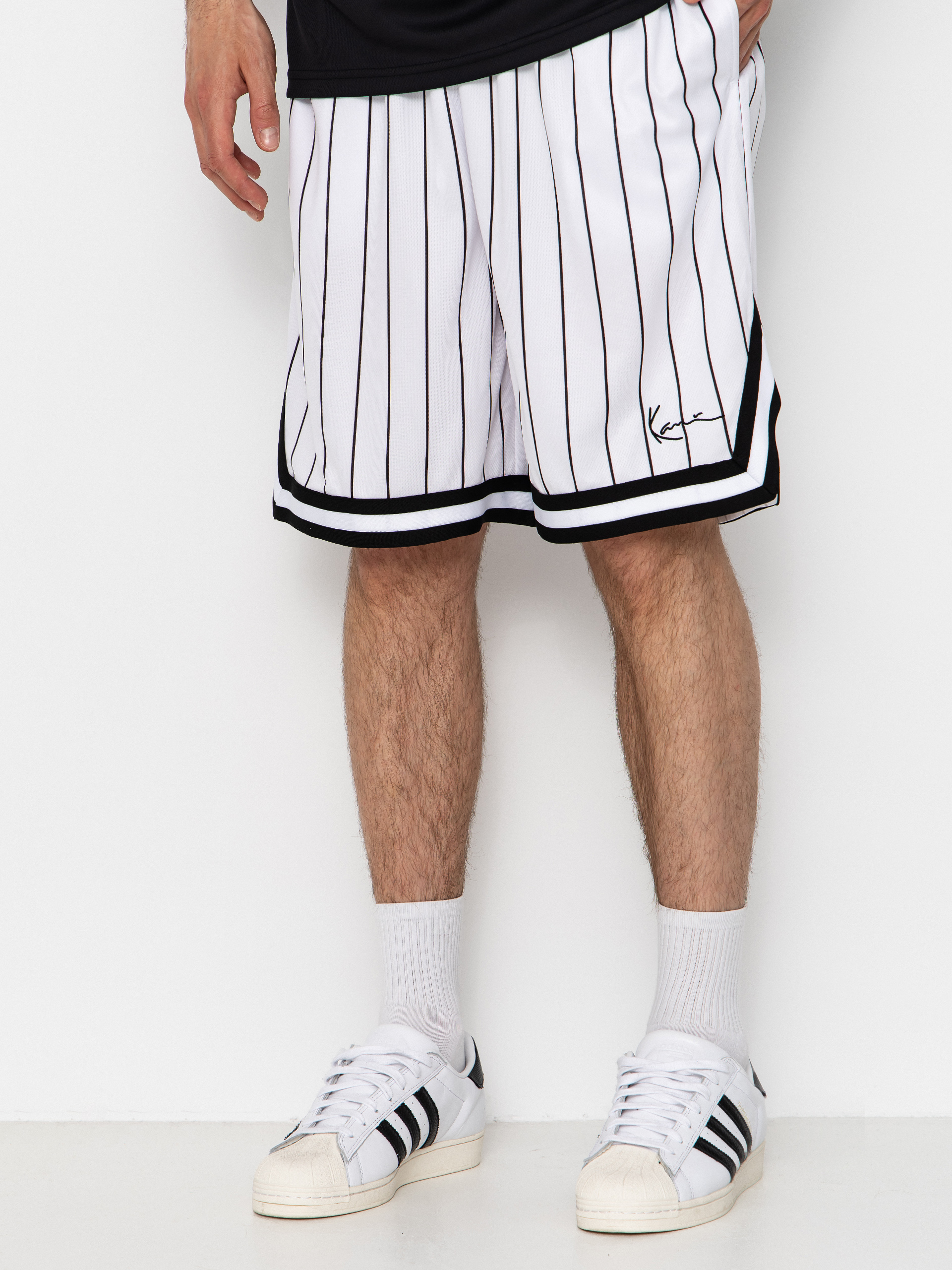 Къси панталони Karl Kani Small Signature Pinstripe Mesh (white/black)