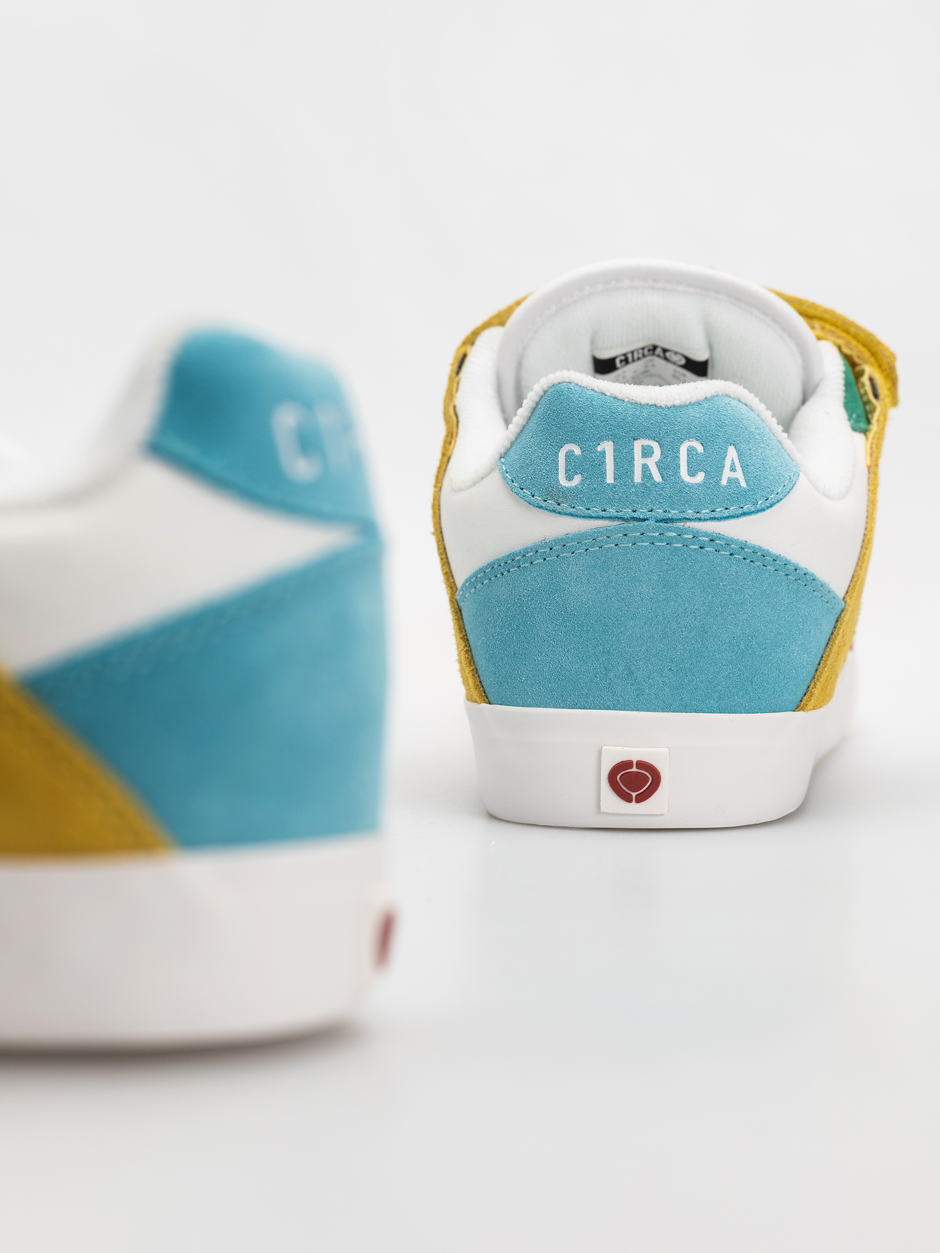 Обувки Circa 205 Vulc (red/green/yellow/white)