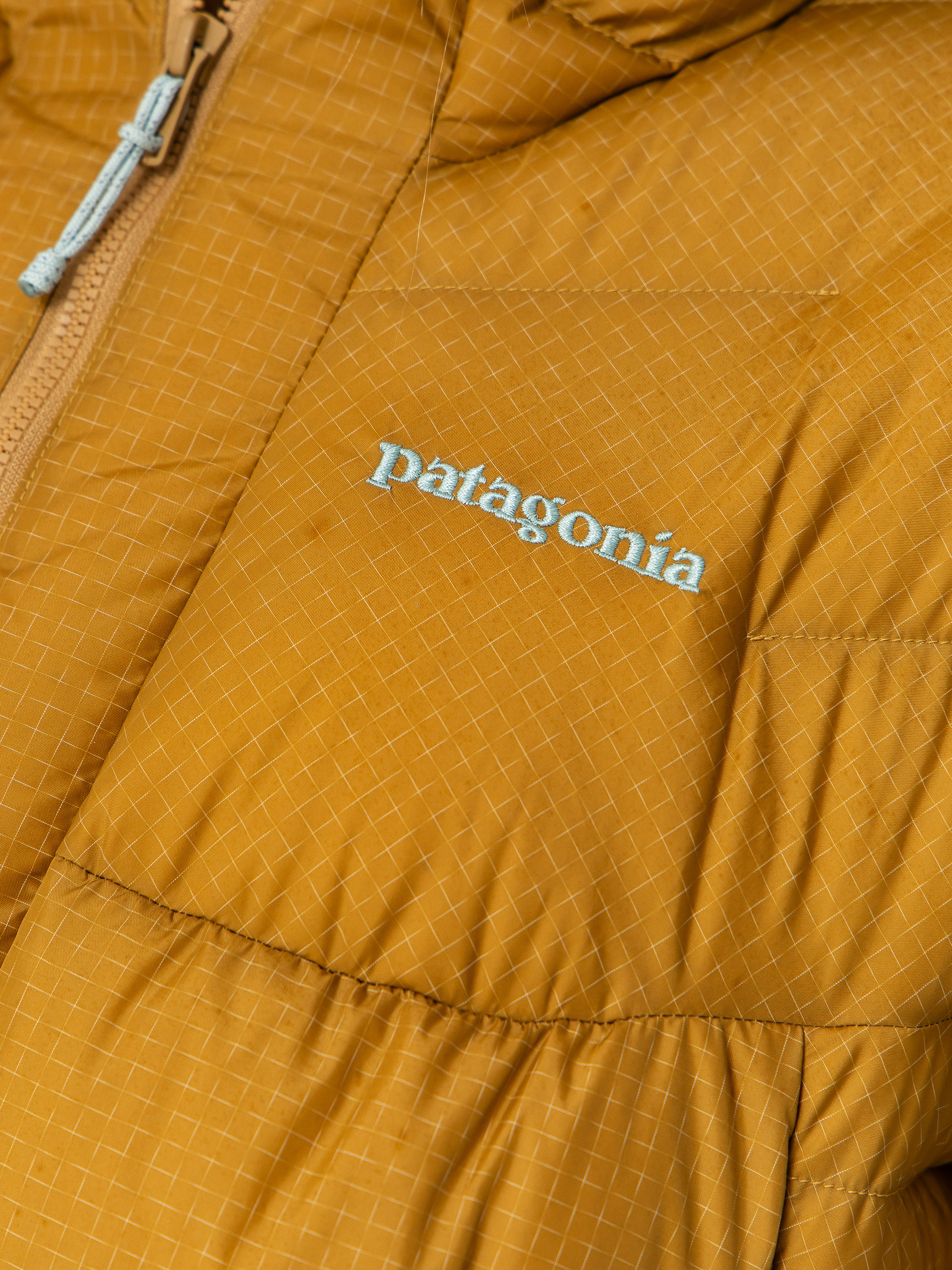 Яке Patagonia Durable Down Parka Wmn (bobcat brown)