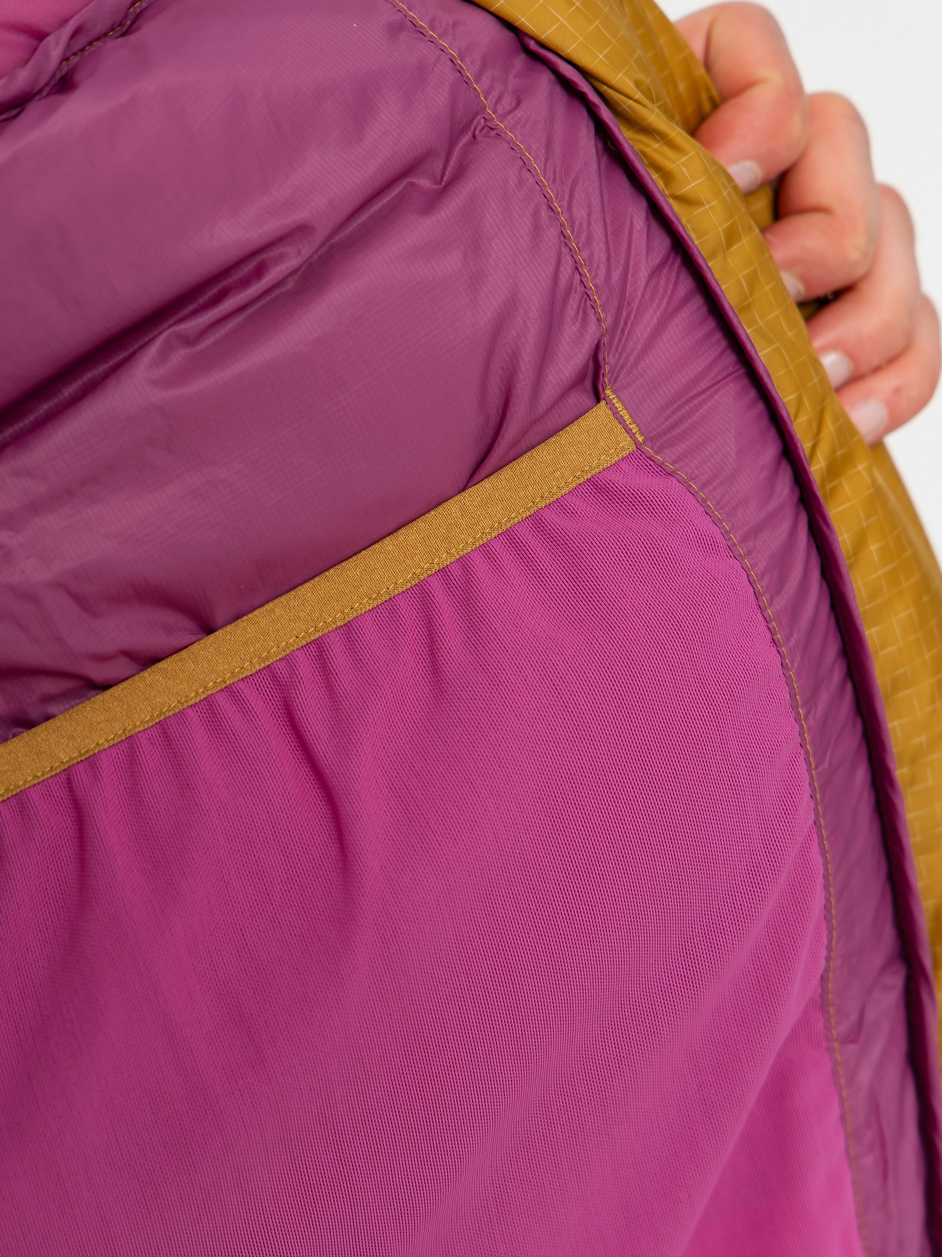 Яке Patagonia Durable Down Parka Wmn (bobcat brown)
