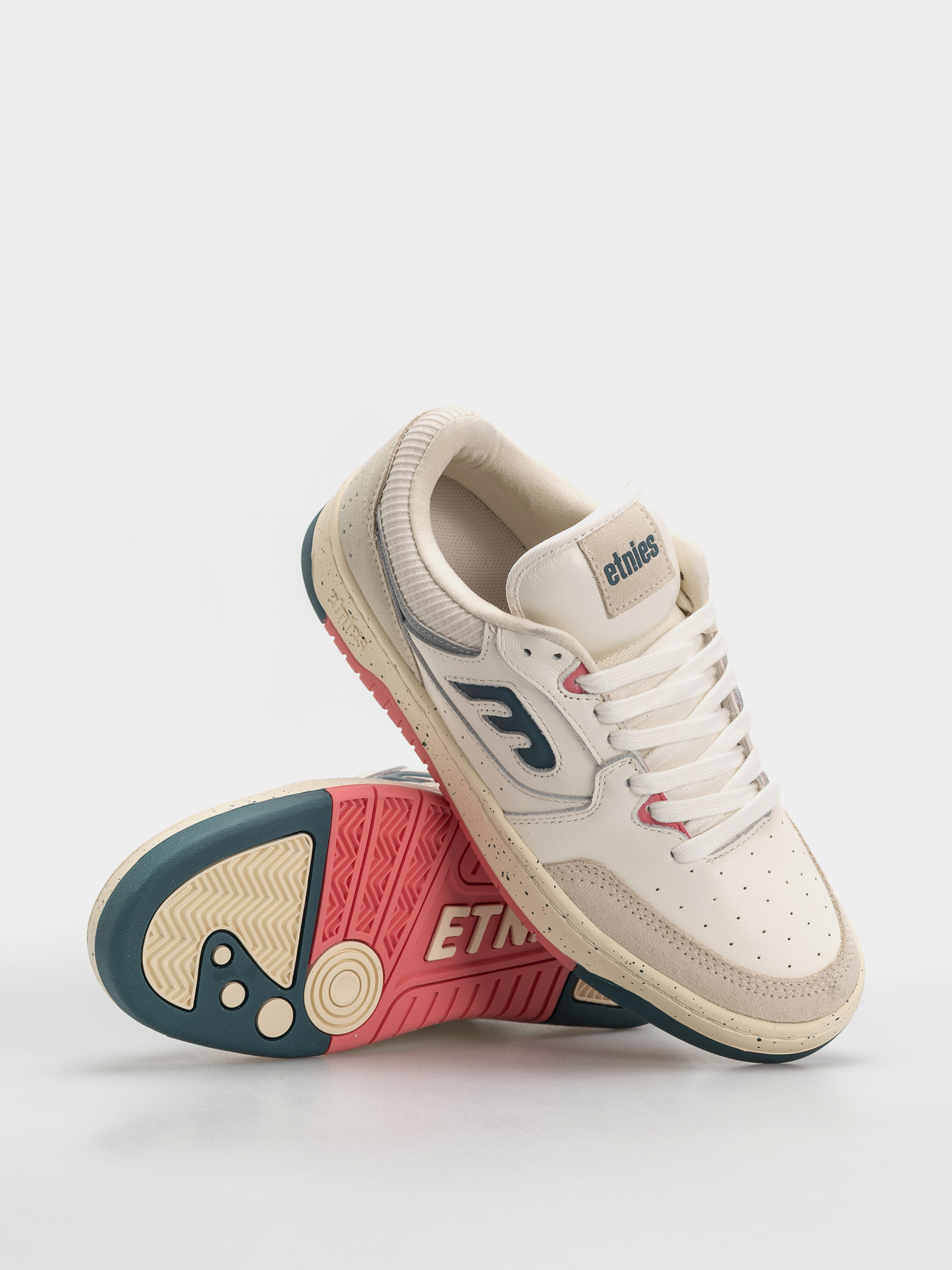 Обувки Etnies Loot (white/pink blue)