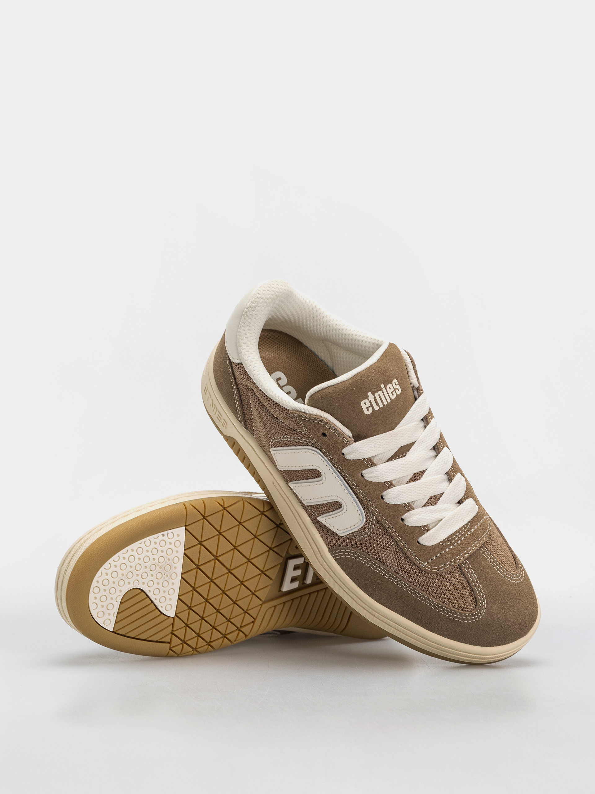 Обувки Etnies Locut (brown)