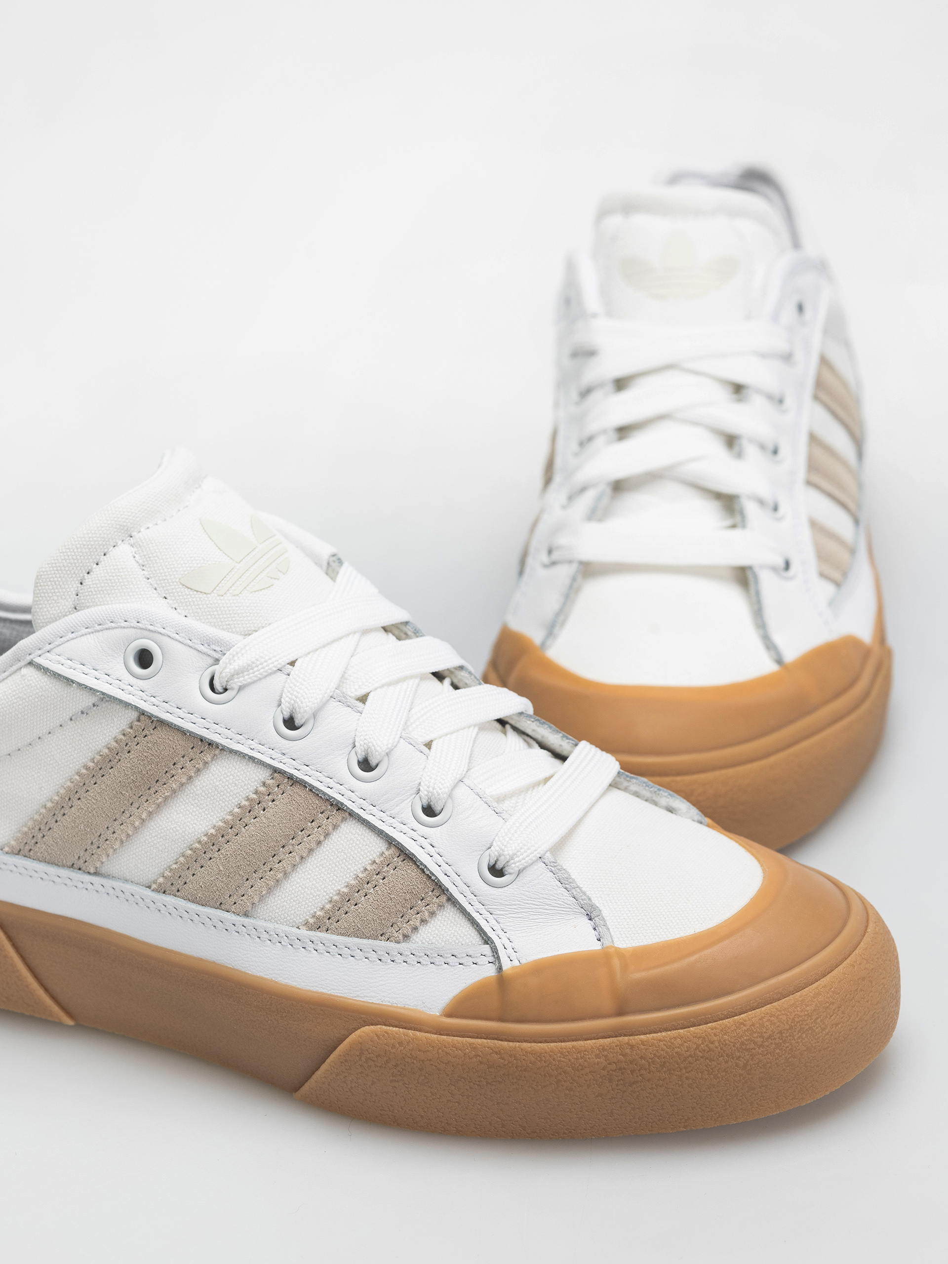 Обувки adidas Court Tns Premiere (ftwwht/crywht/gum4)