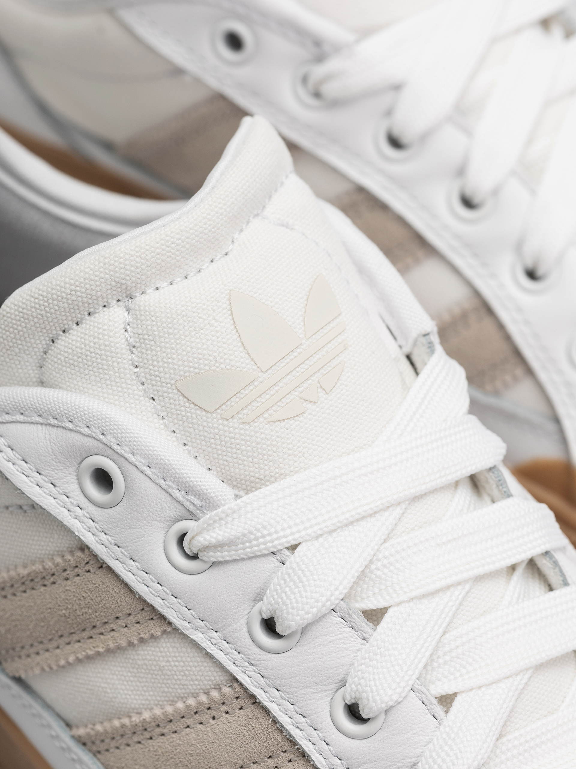 Обувки adidas Court Tns Premiere (ftwwht/crywht/gum4)