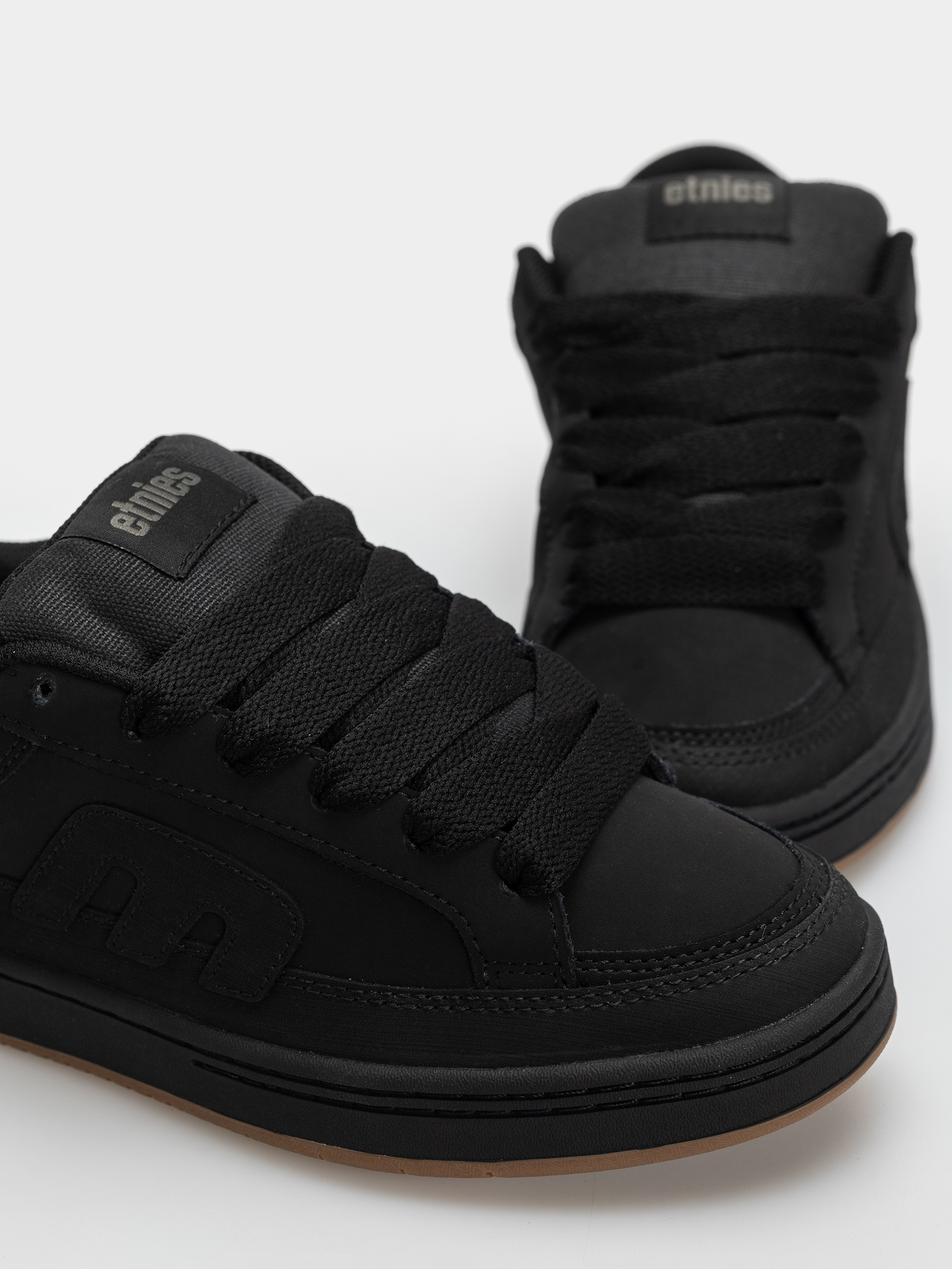 Обувки Etnies Kingpin 2K (black dirty wash)
