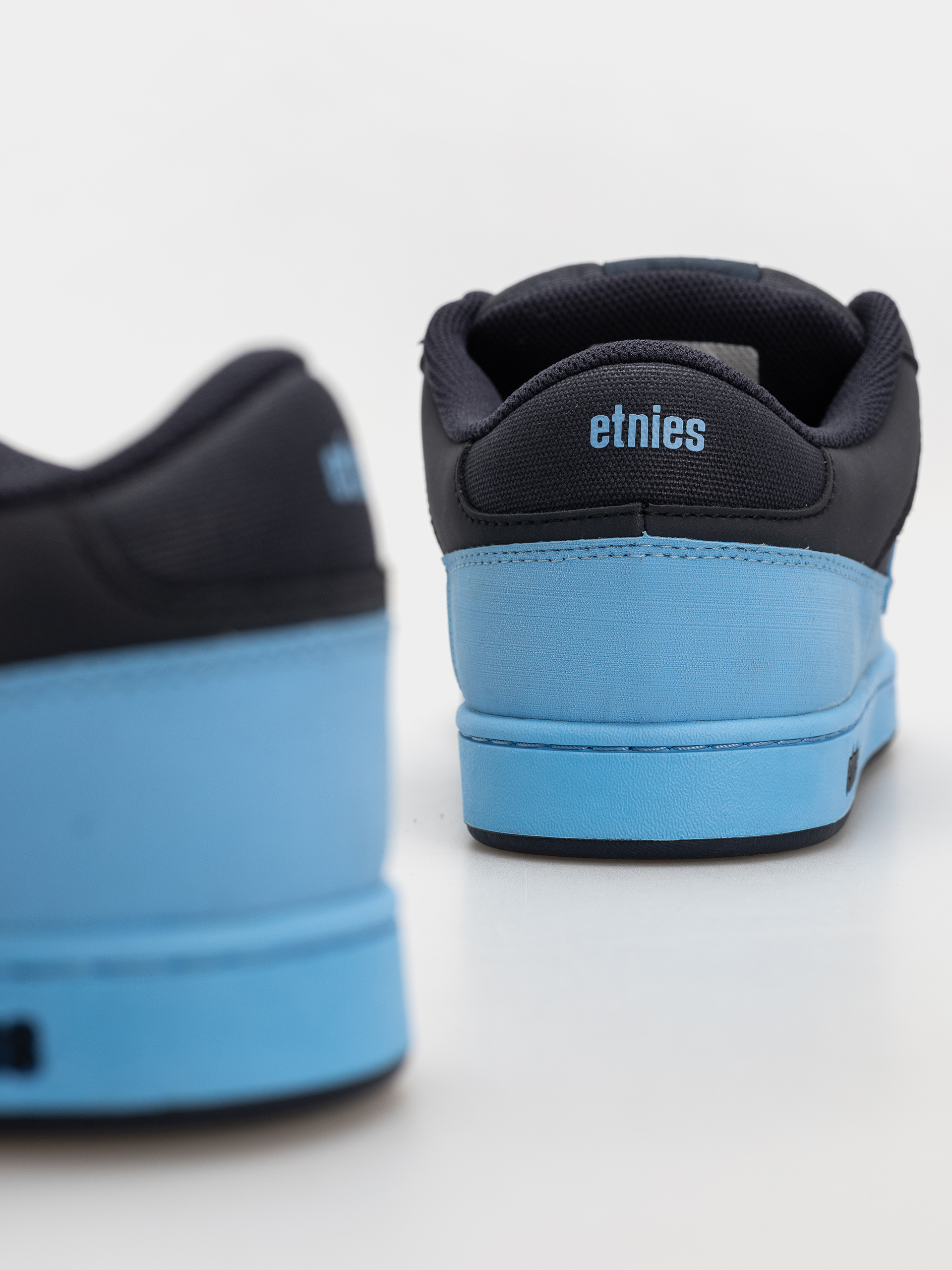 Обувки Etnies Kingpin 2K (navy/blue)