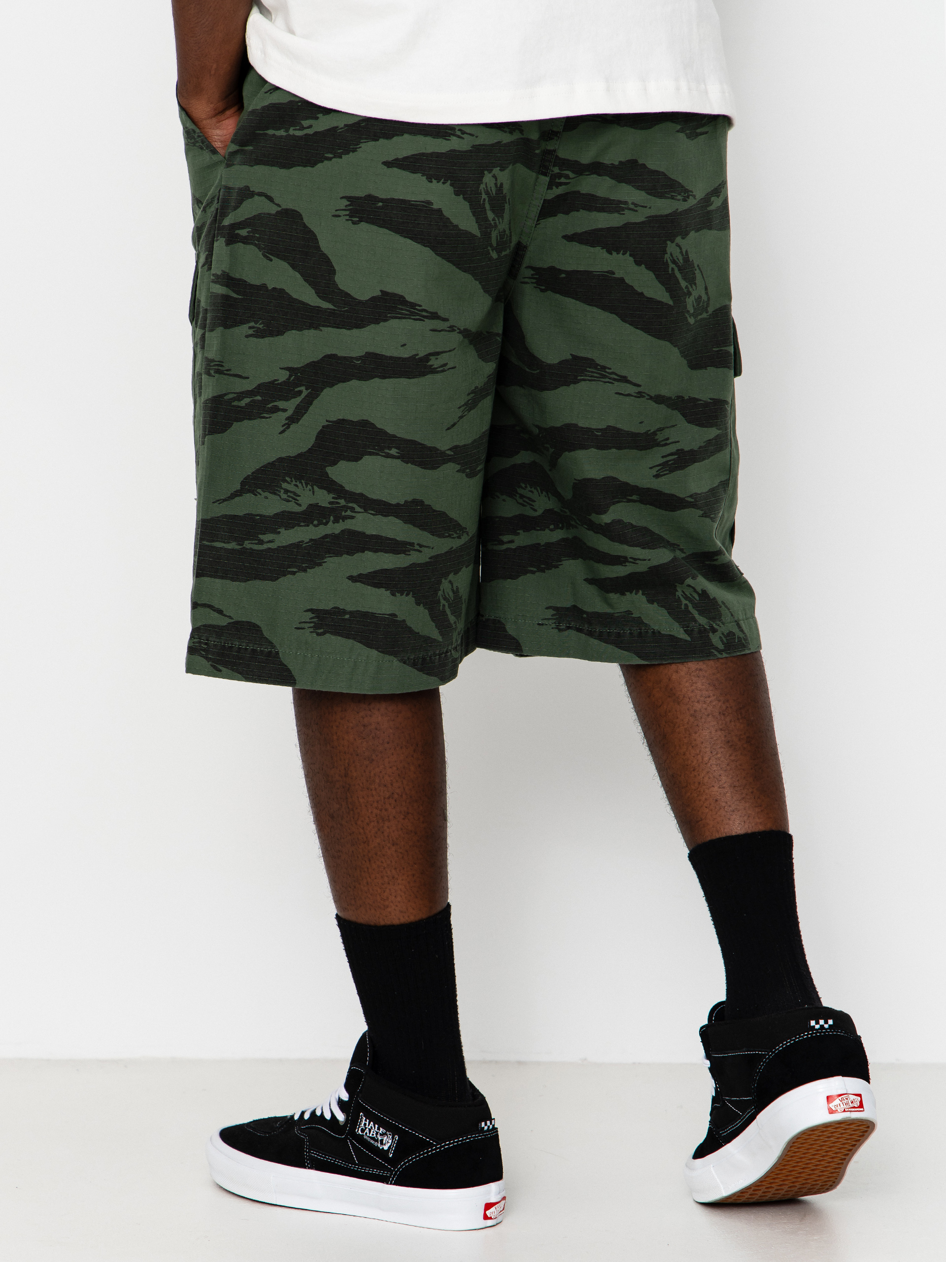 Къси панталони RipNDip Camo (military green)