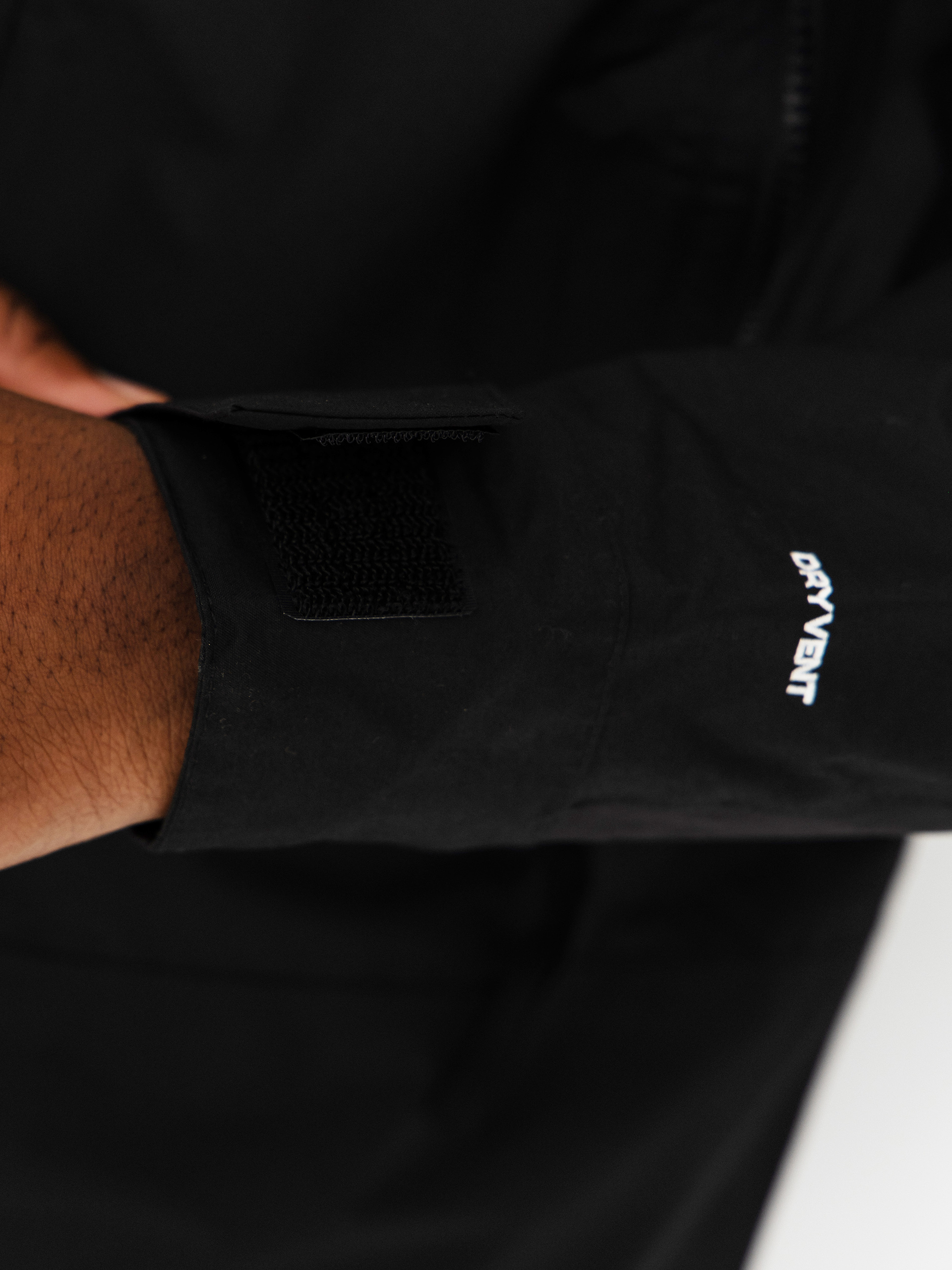 Яке The North Face Reign On (tnf black)