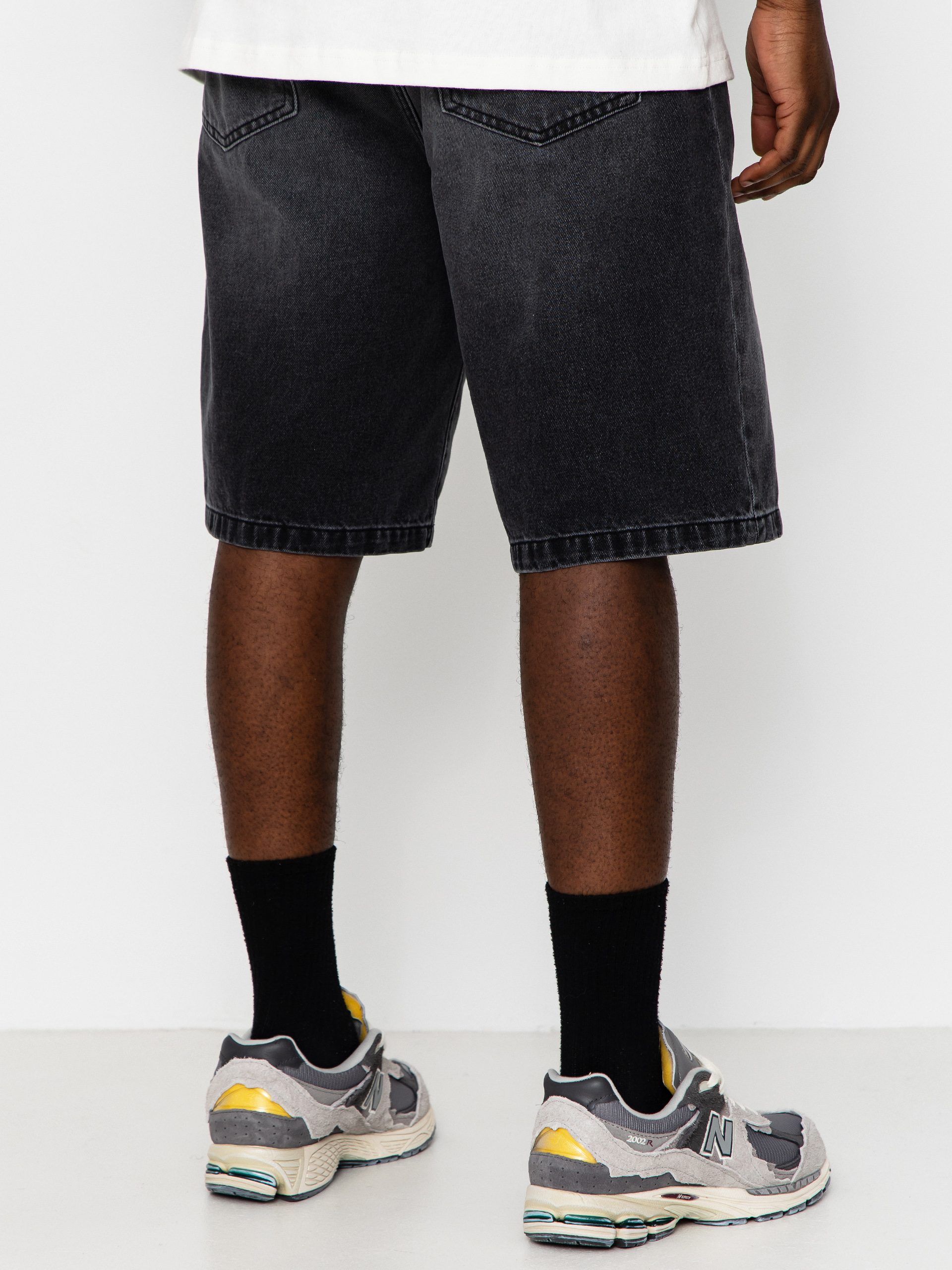 Къси панталони Carhartt WIP Landon (black worn bleached)