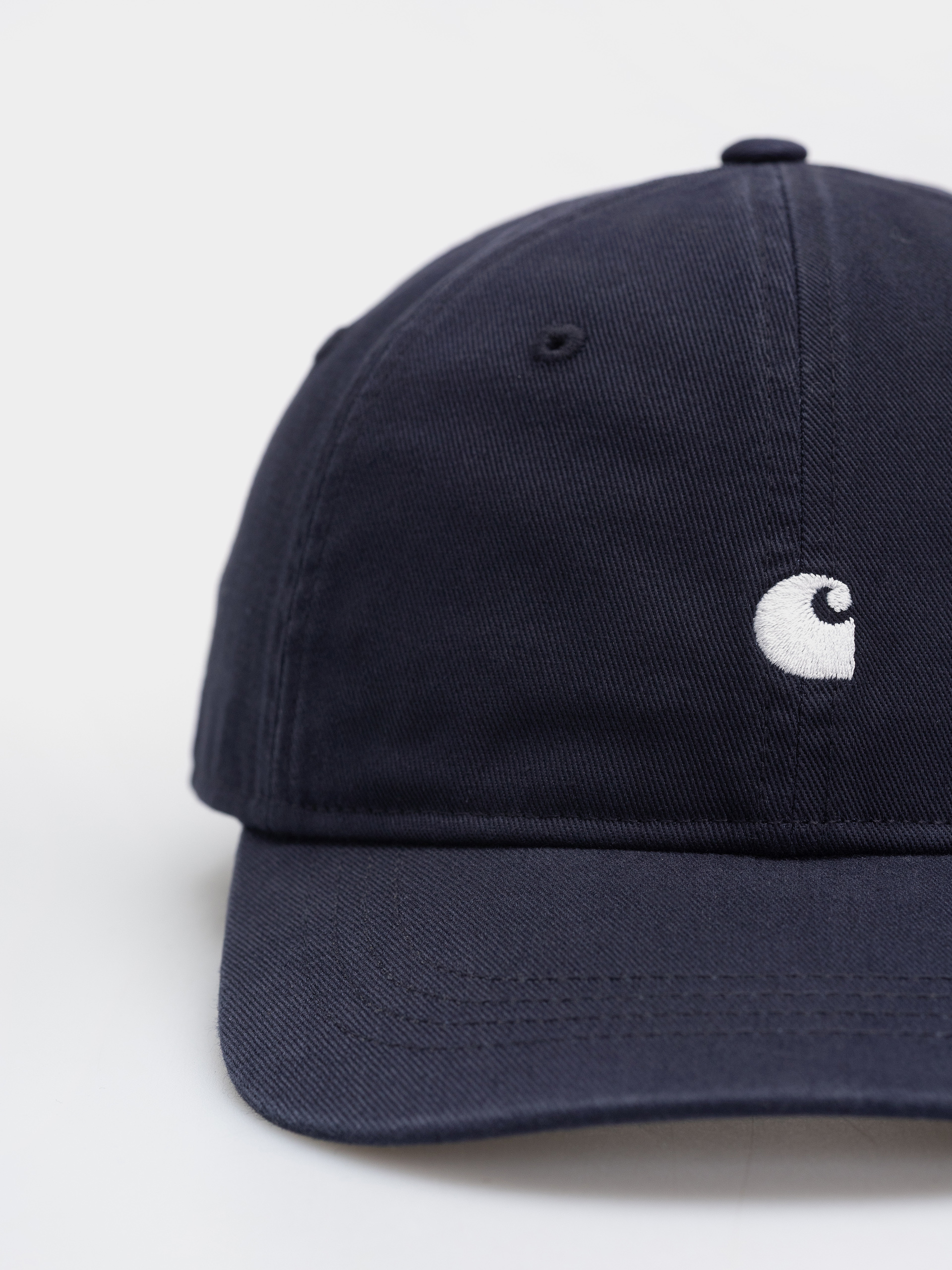 Шапка с козирка Carhartt WIP Madison Logo (dark navy/white)