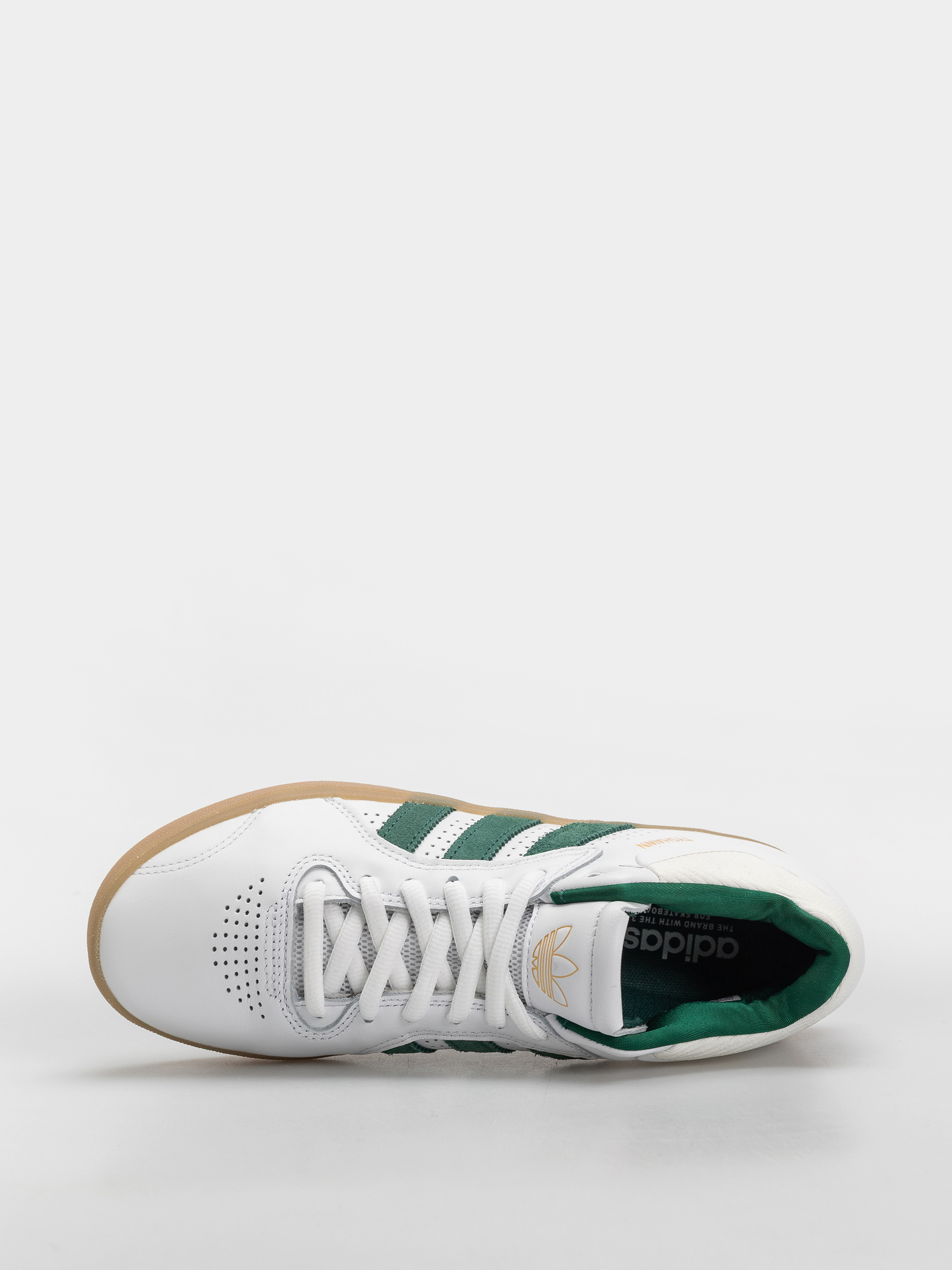 Обувки adidas Tyshawn (ftwwht/cgreen/gum4)