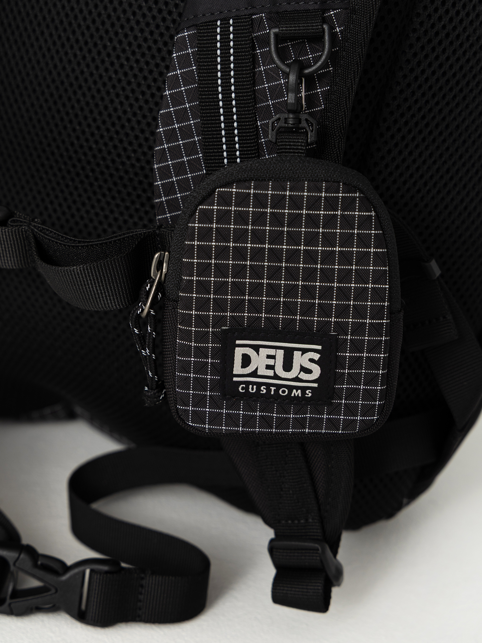 Раница Deus Ex Machina Field (black)