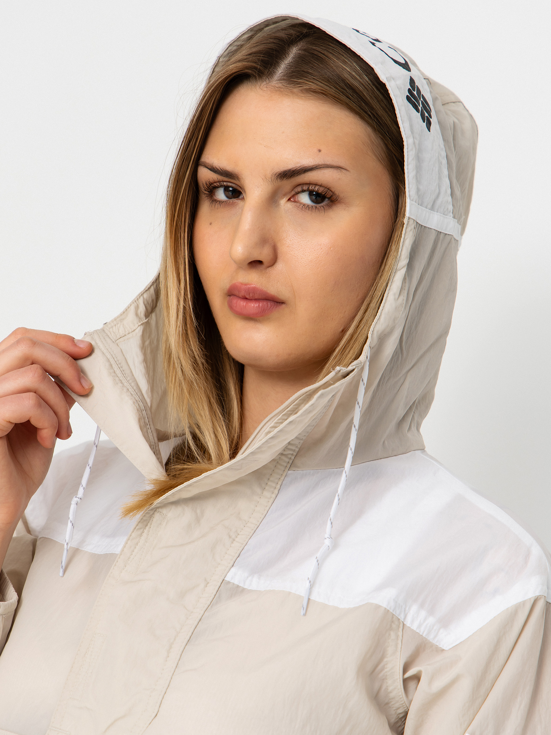 Яке Columbia Challenger II Windbreaker Wmn (dark stone/white)