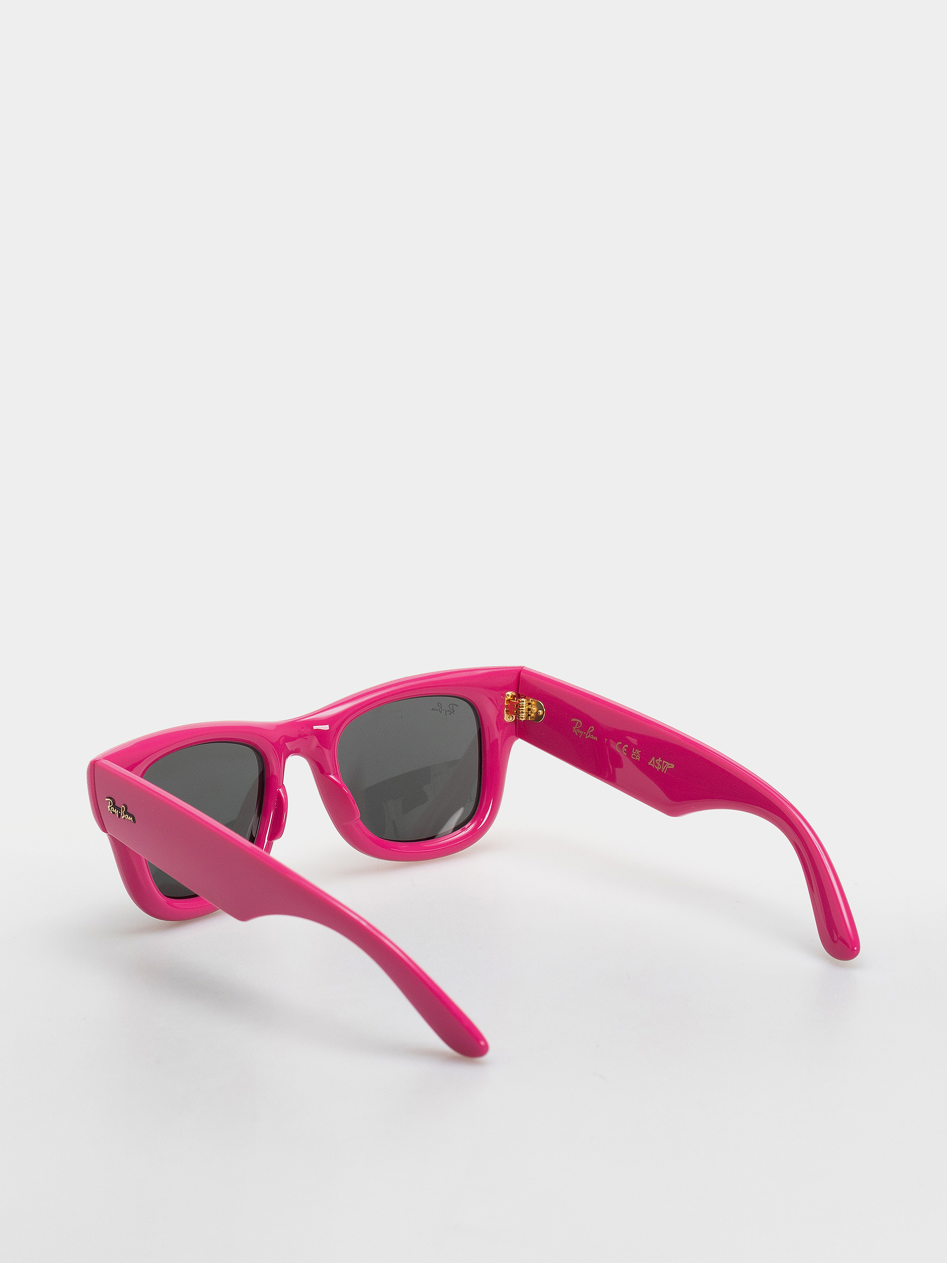 Слънчеви очила Ray-Ban Wayfarer Puffer (polerowany fuksja/ultra czarny)