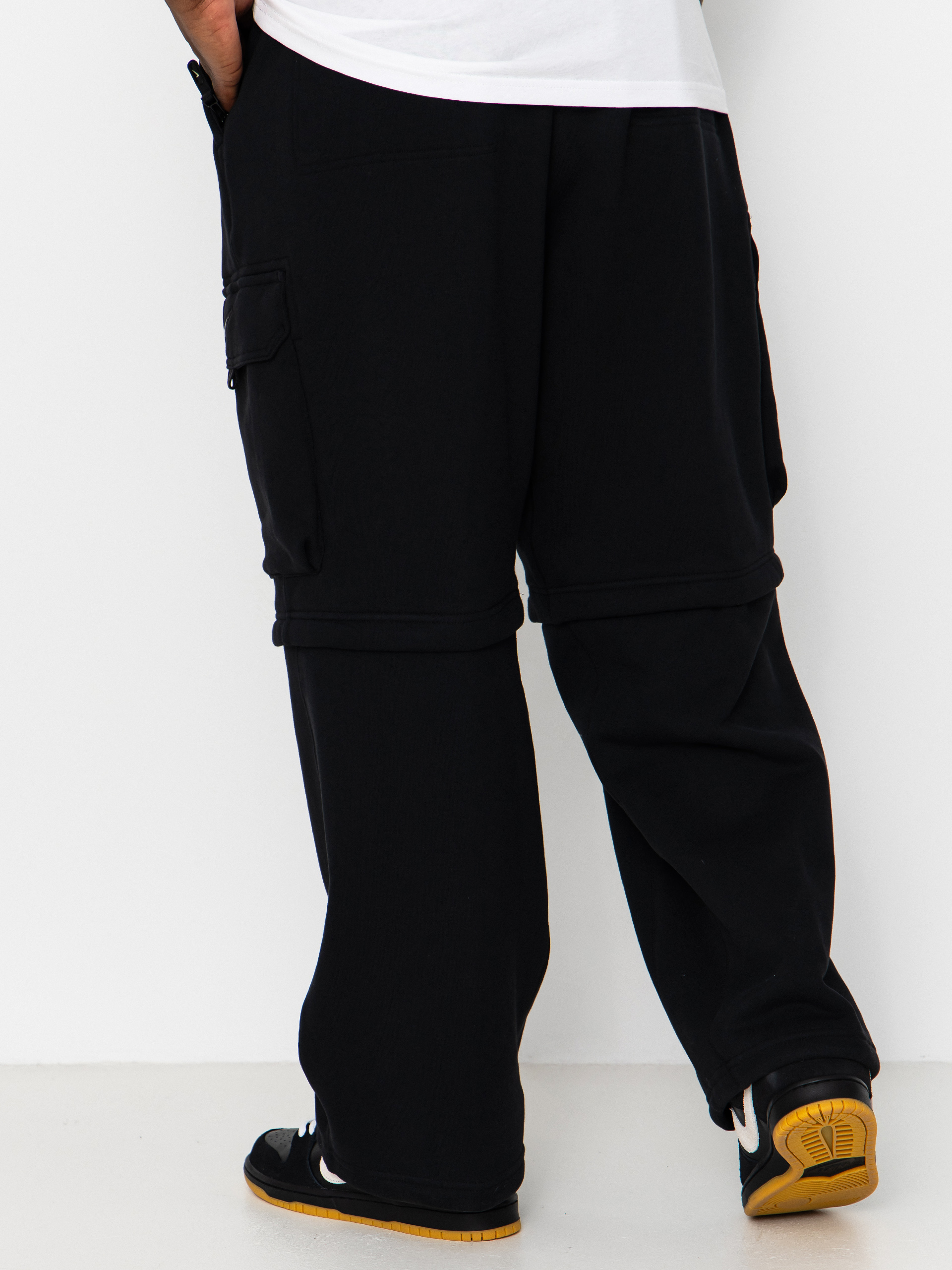 Панталони Nike SB Ishod Cargo (black)