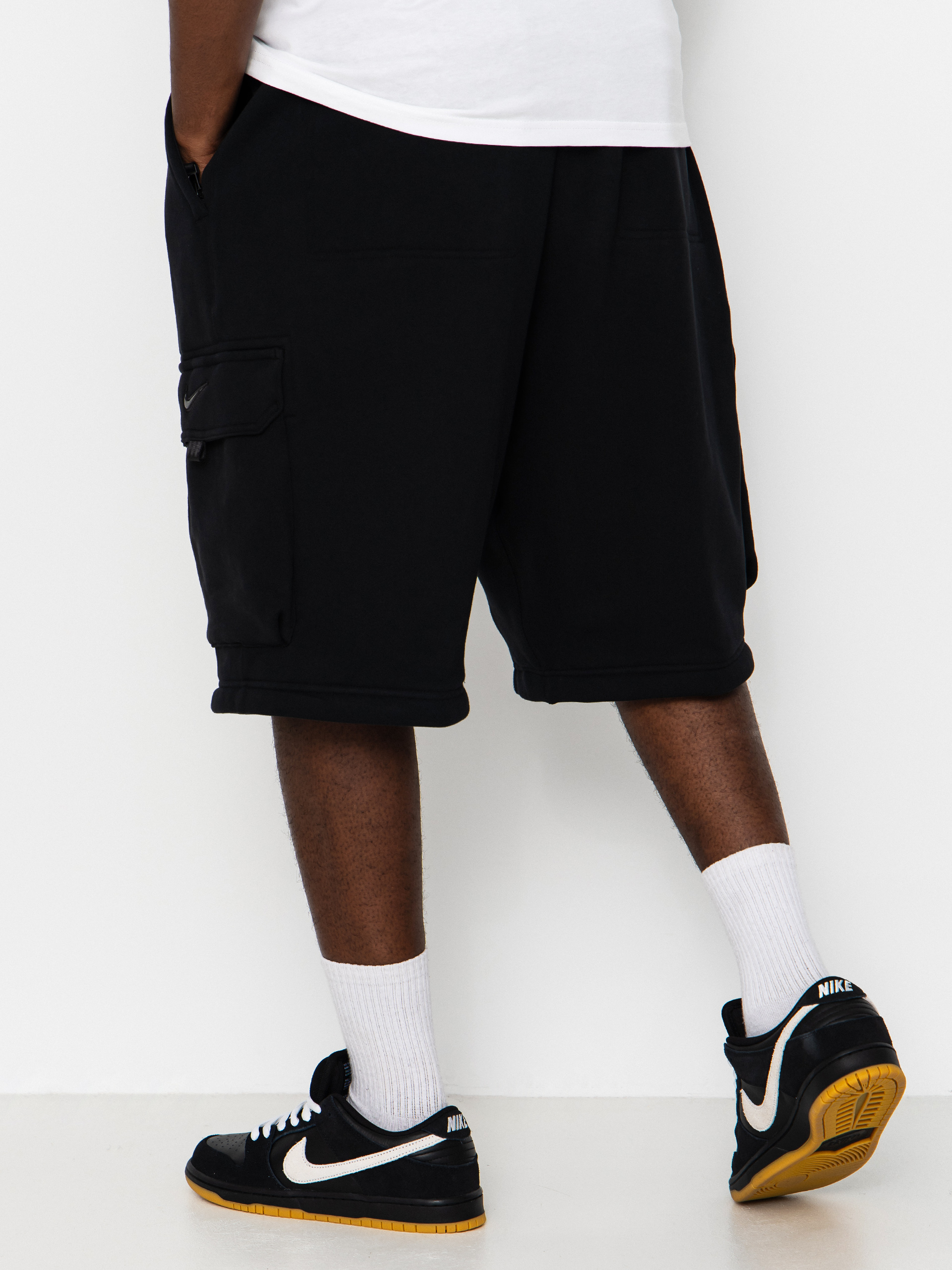 Панталони Nike SB Ishod Cargo (black)