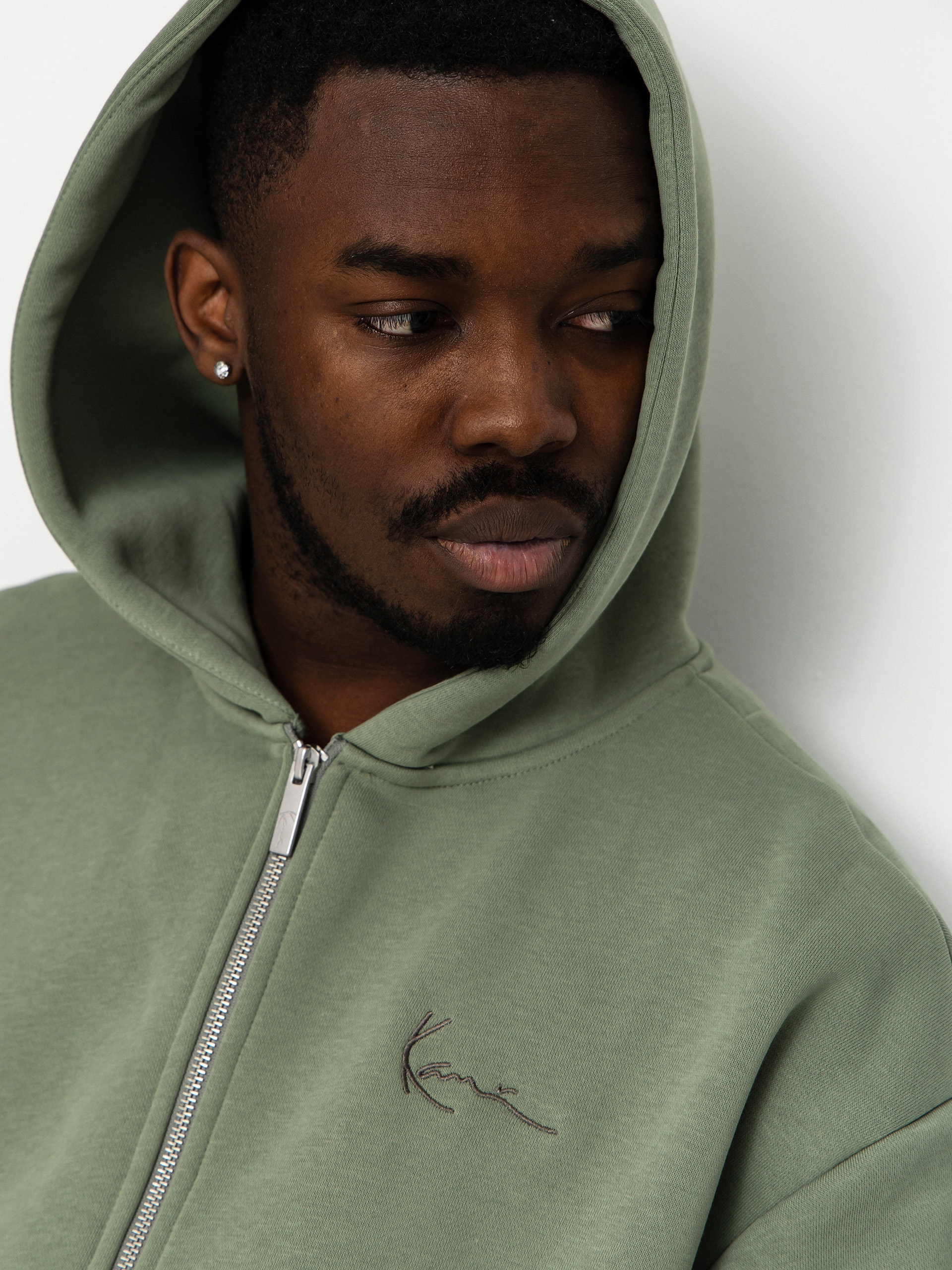 Суитшърт с качулка Karl Kani Small Signature Essential ZHD (green)