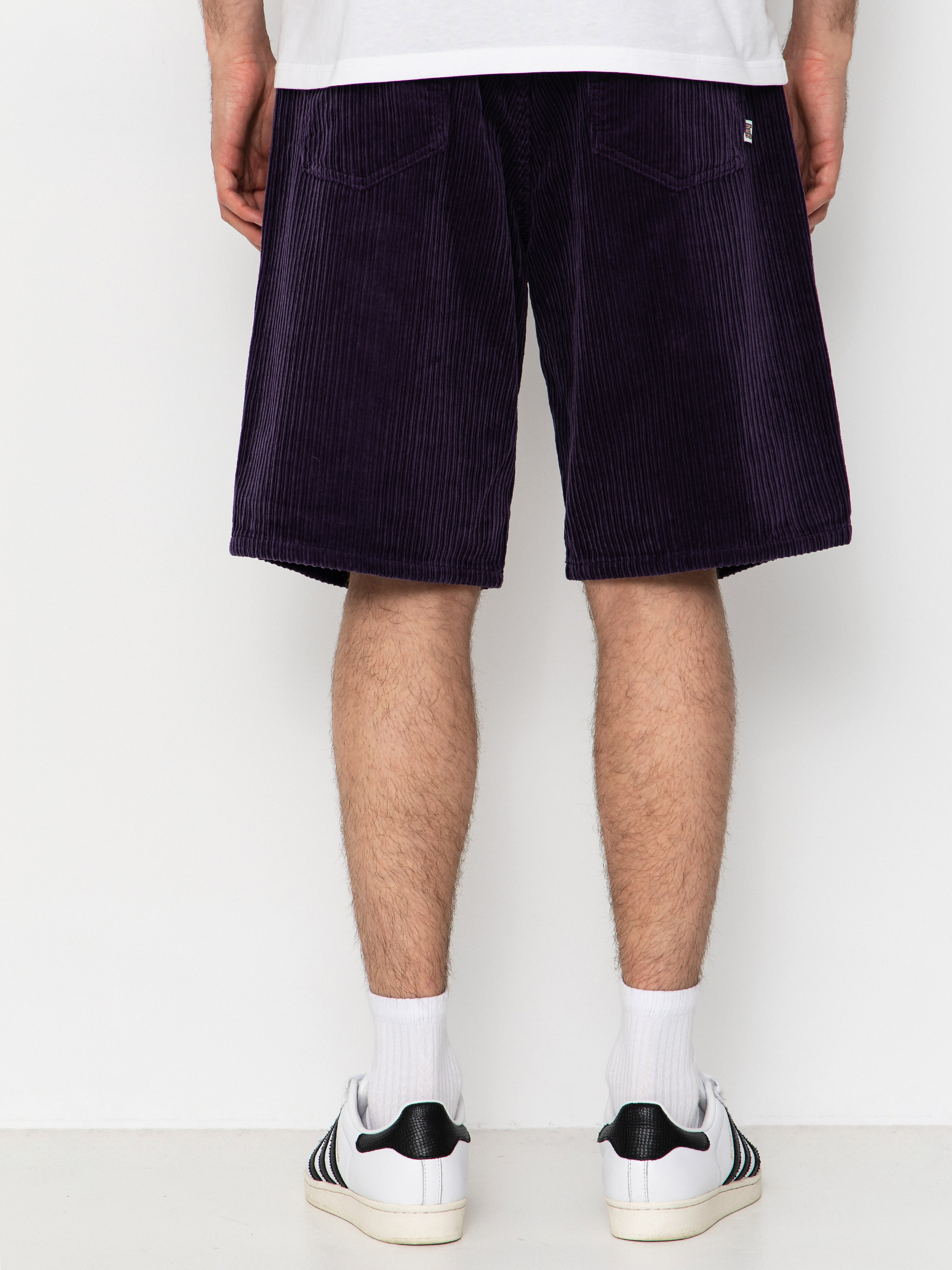 Къси панталони HUF Cromer Corduroy (dark berry)