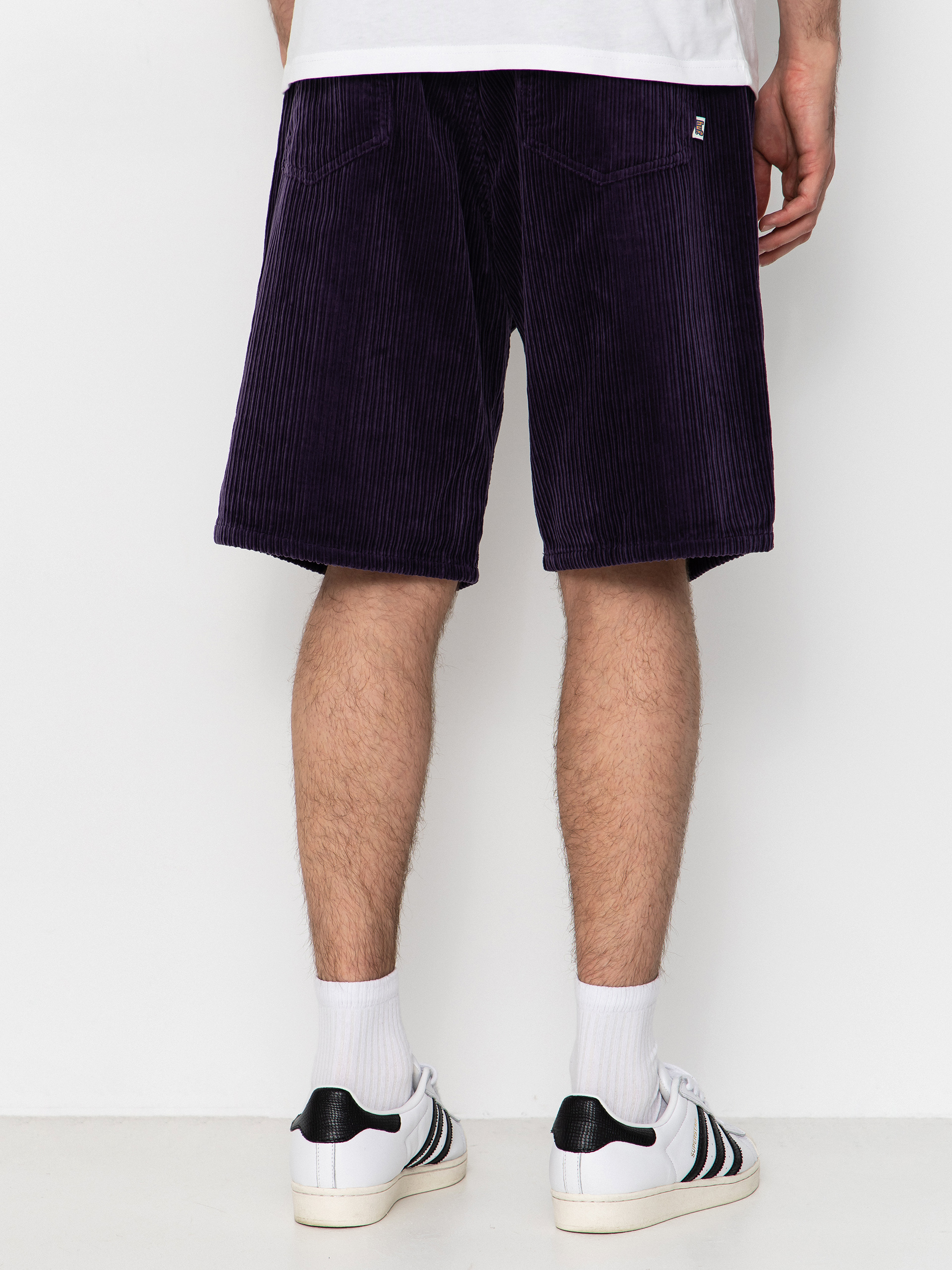 Къси панталони HUF Cromer Corduroy (dark berry)