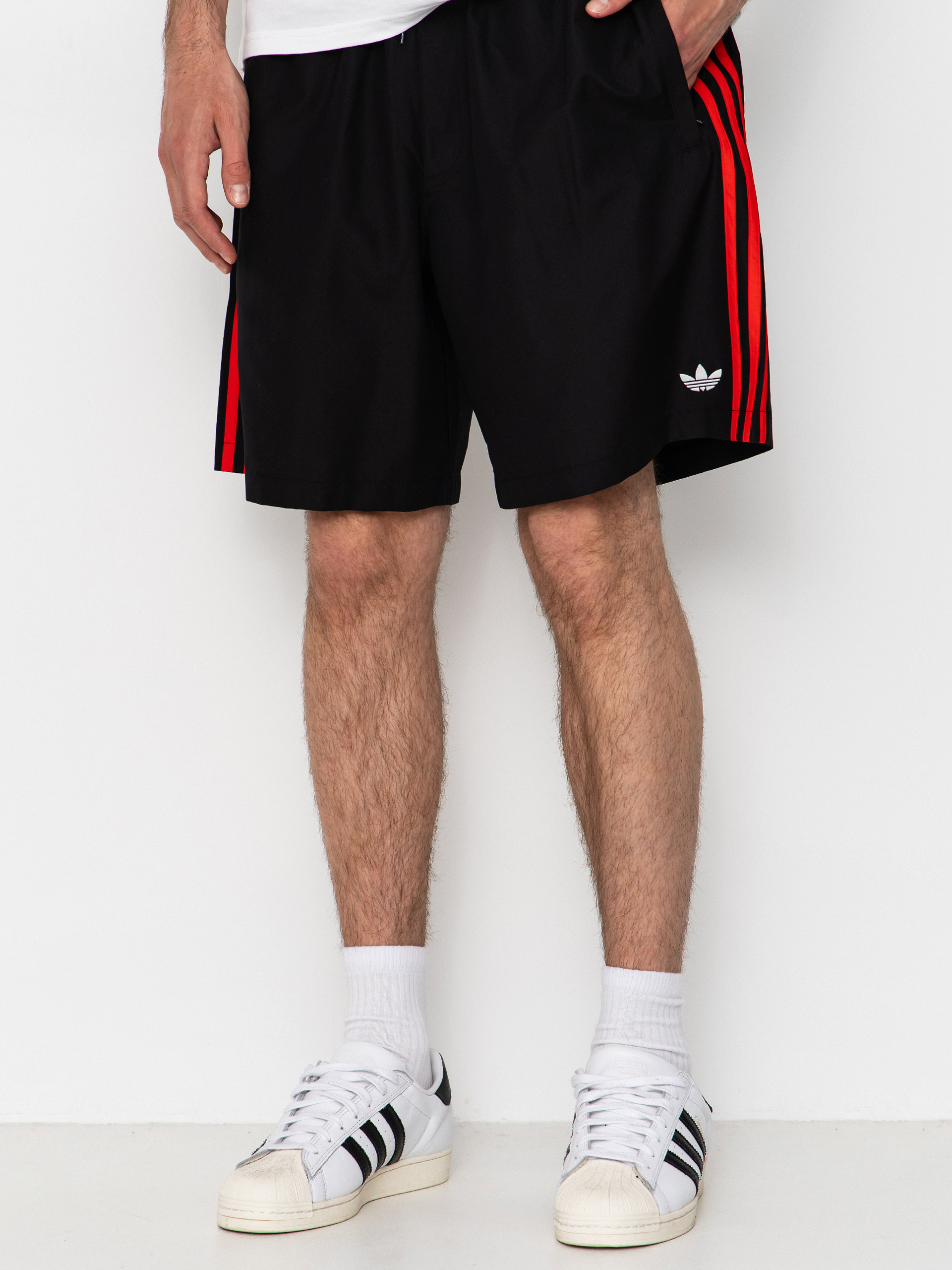 Къси панталони adidas Skt Wtr (black/white/red)