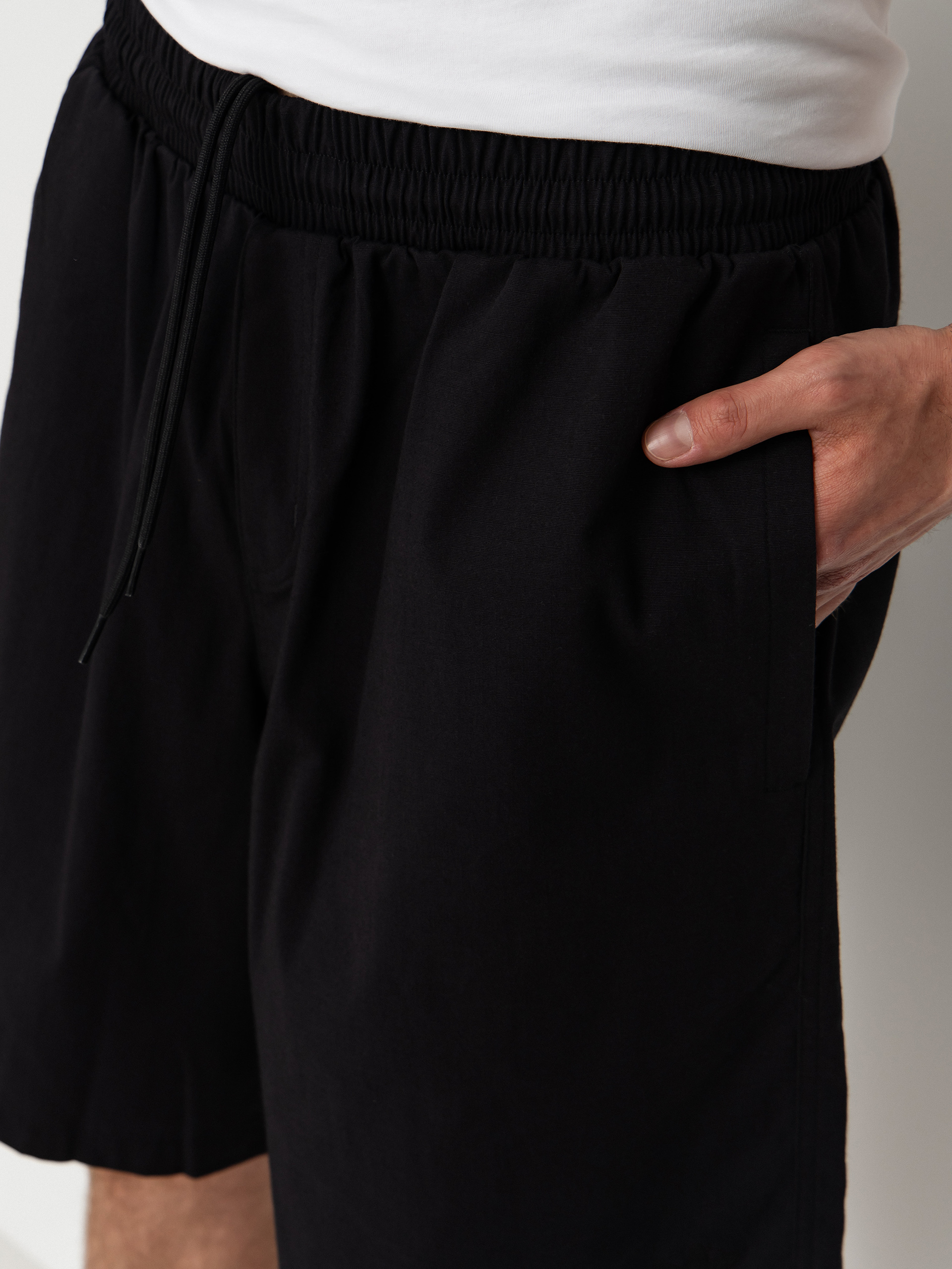 Къси панталони adidas Skate (black)