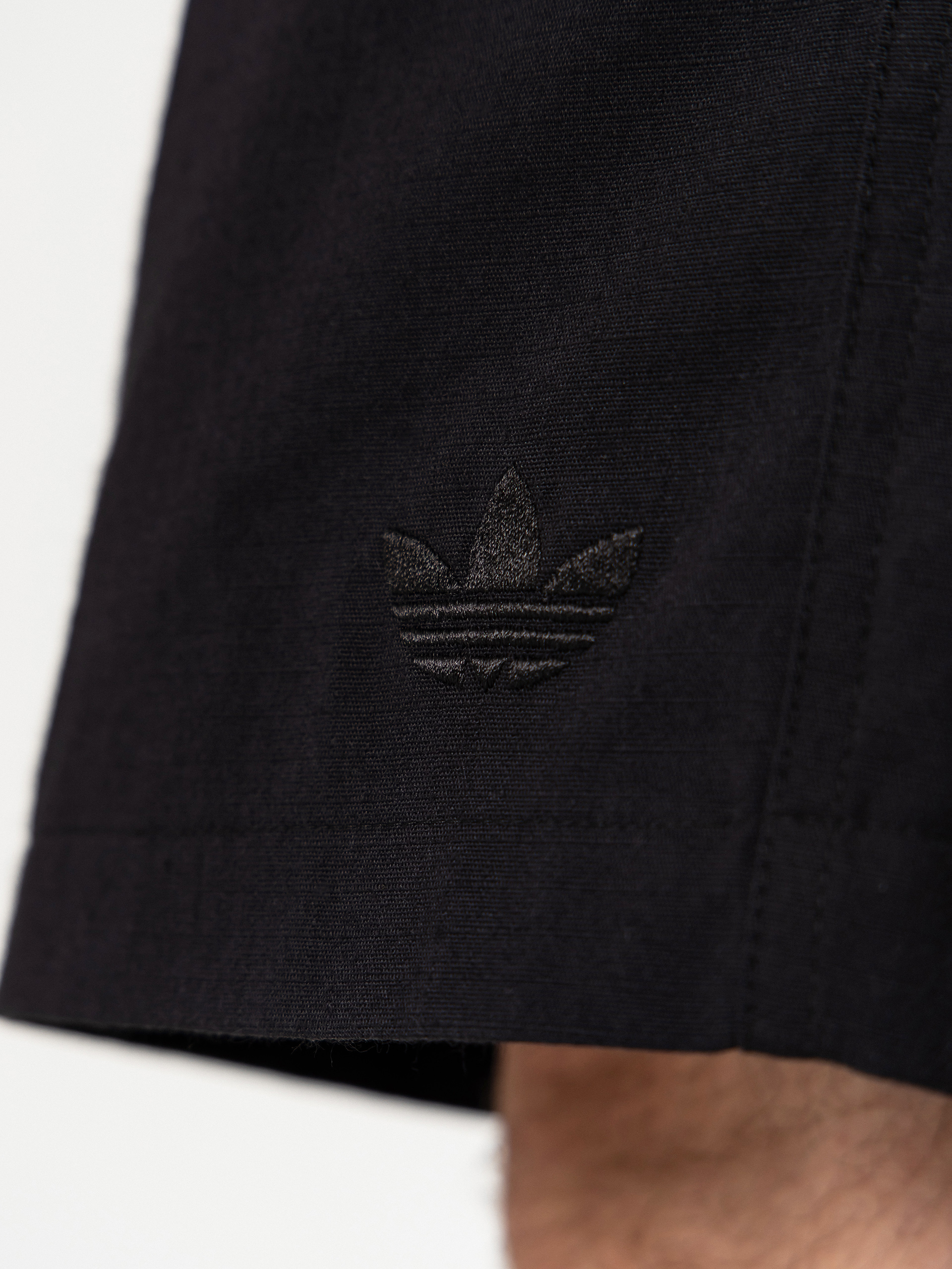 Къси панталони adidas Skate (black)