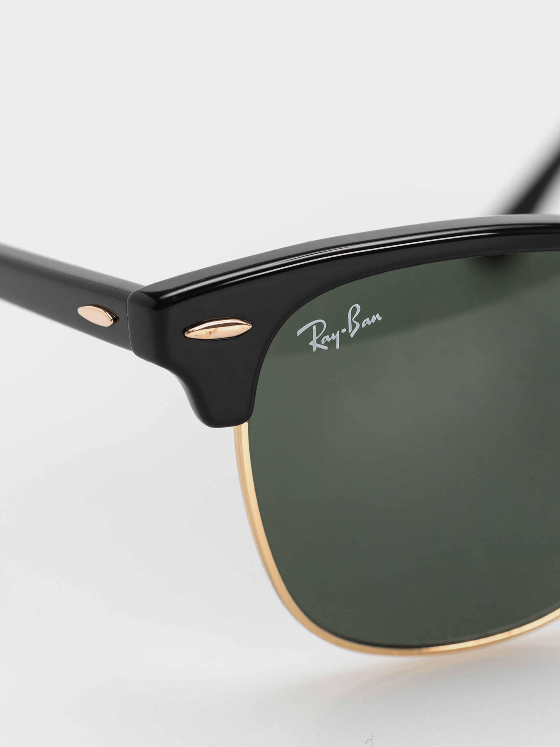 Слънчеви очила Ray-Ban Clubmaster Classic (polerowany czarno-złote/zielone g-15)