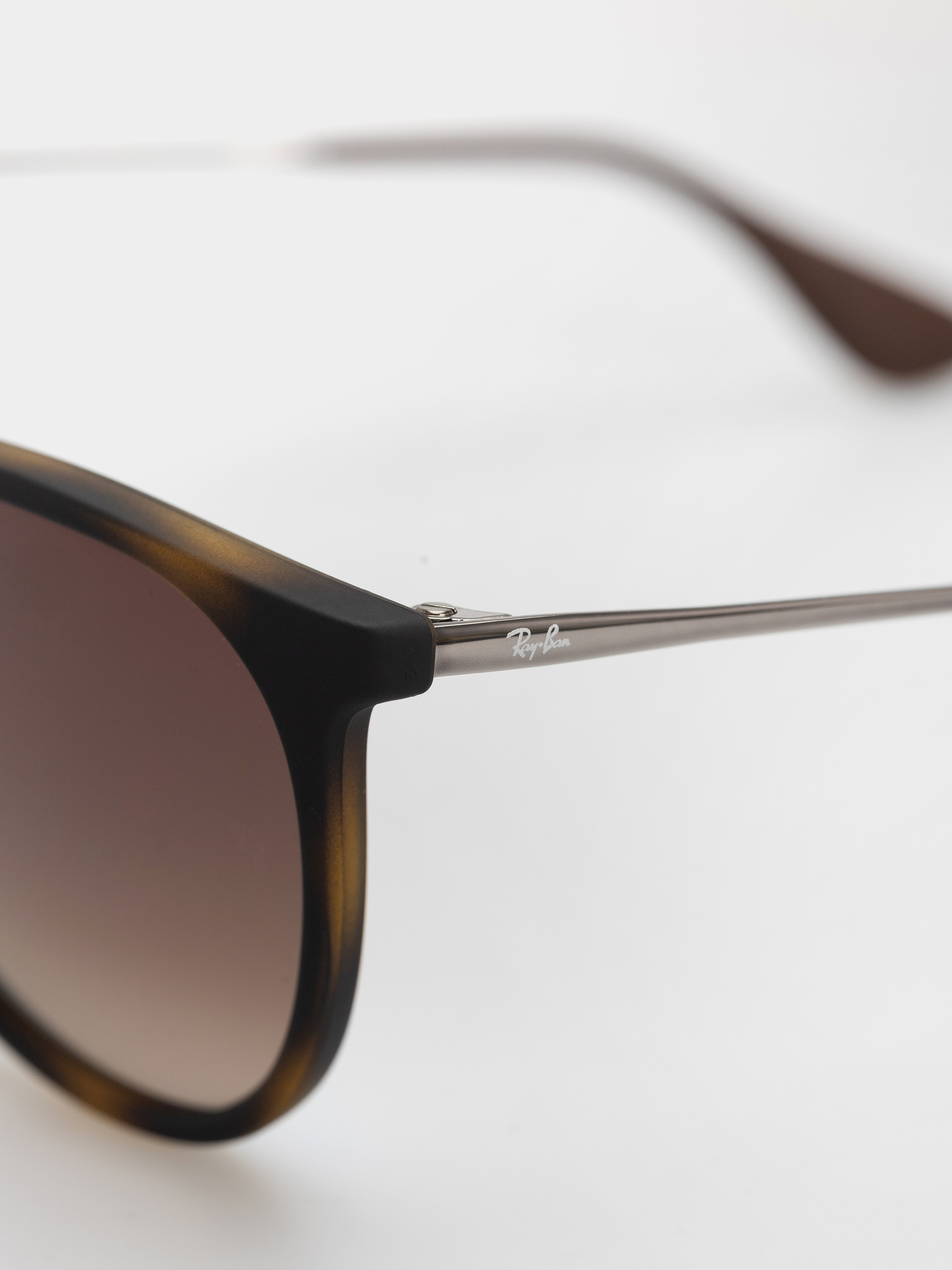 Слънчеви очила Ray-Ban Erika Classic (matowy havana/brązowy)