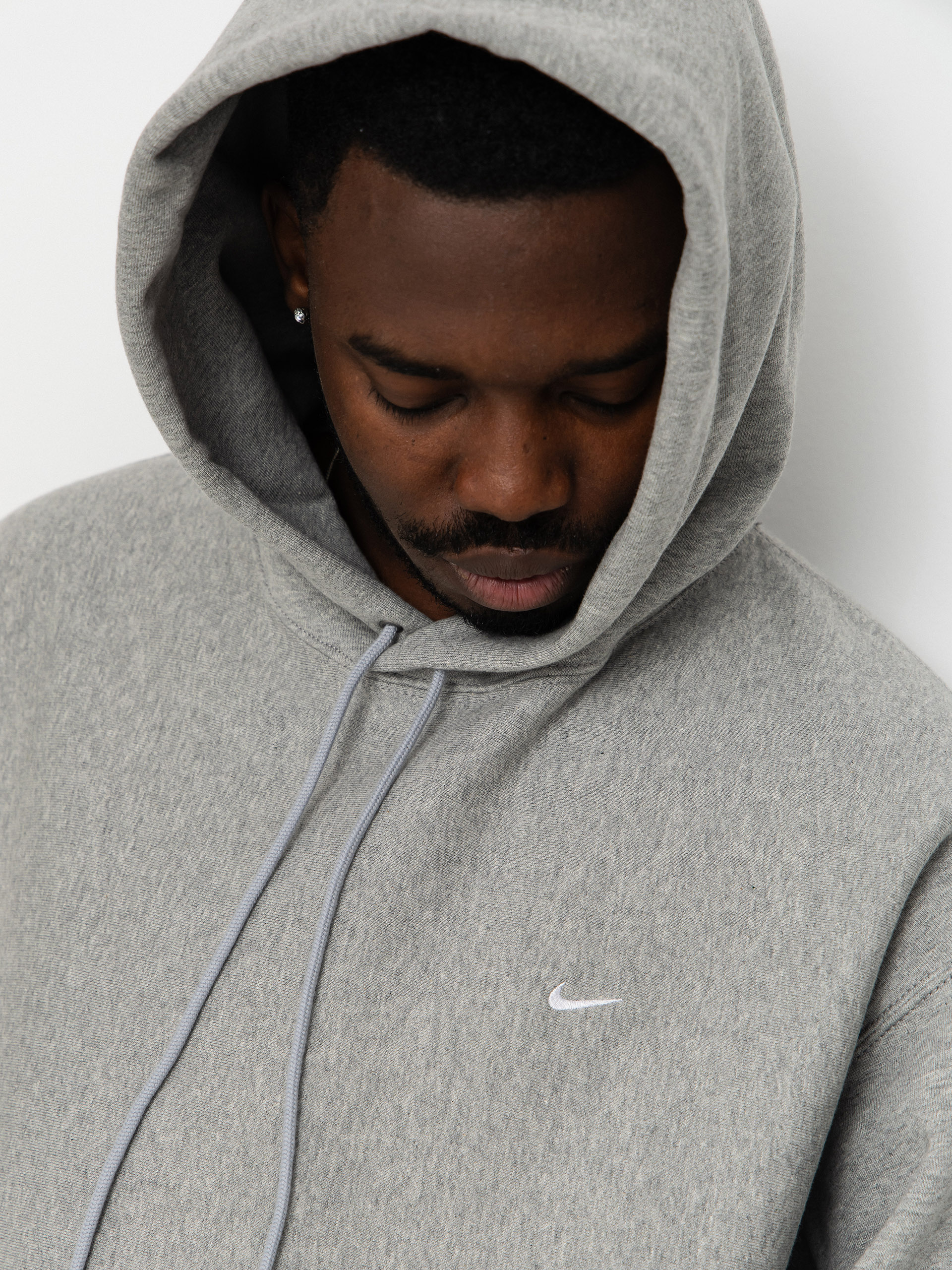 Суитшърт с качулка Nike SB Solo Swoosh HD (dk grey heather/lt smoke grey/white)