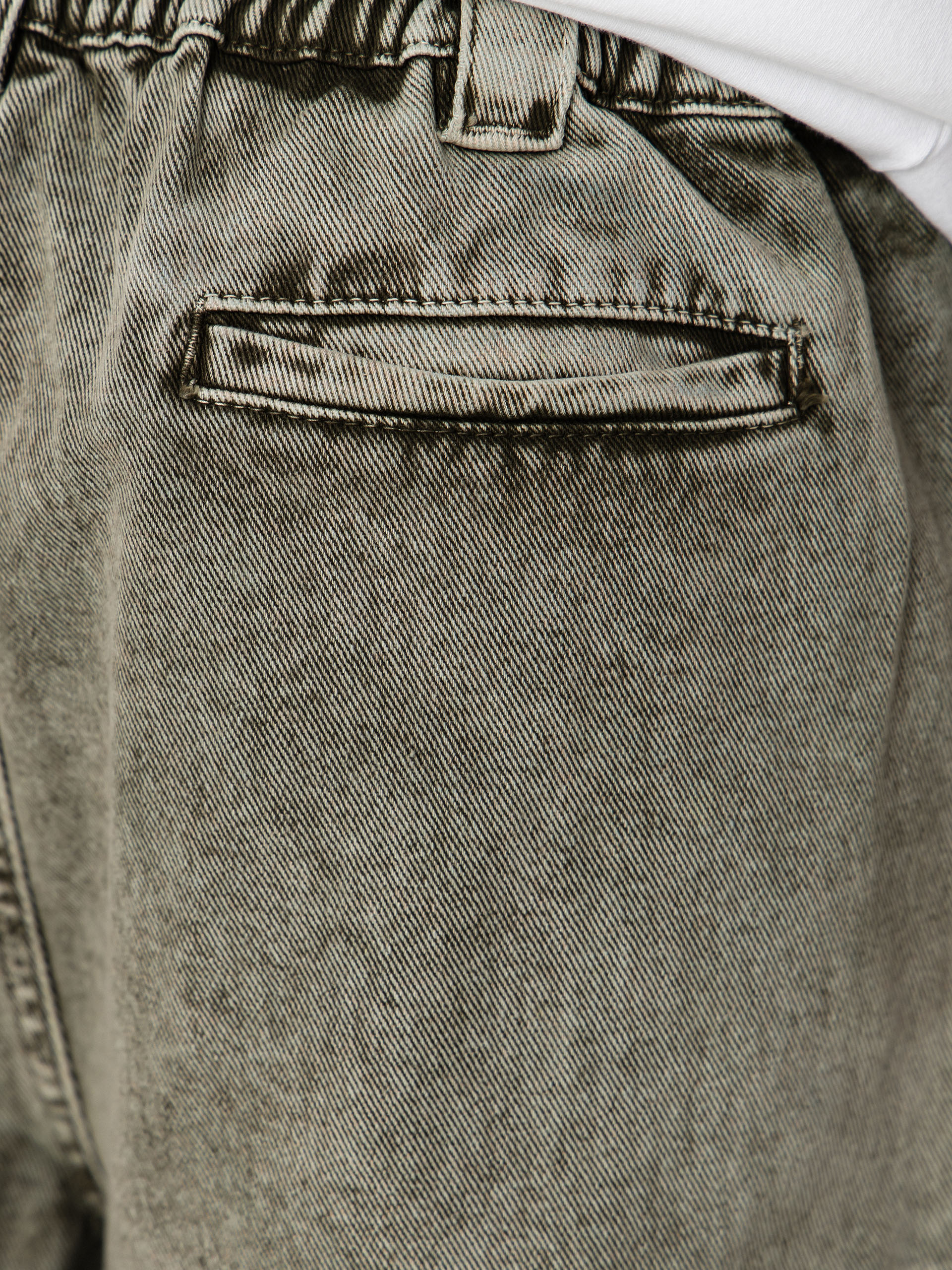 Къси панталони Poetic Collective Painter (grey denim wash)