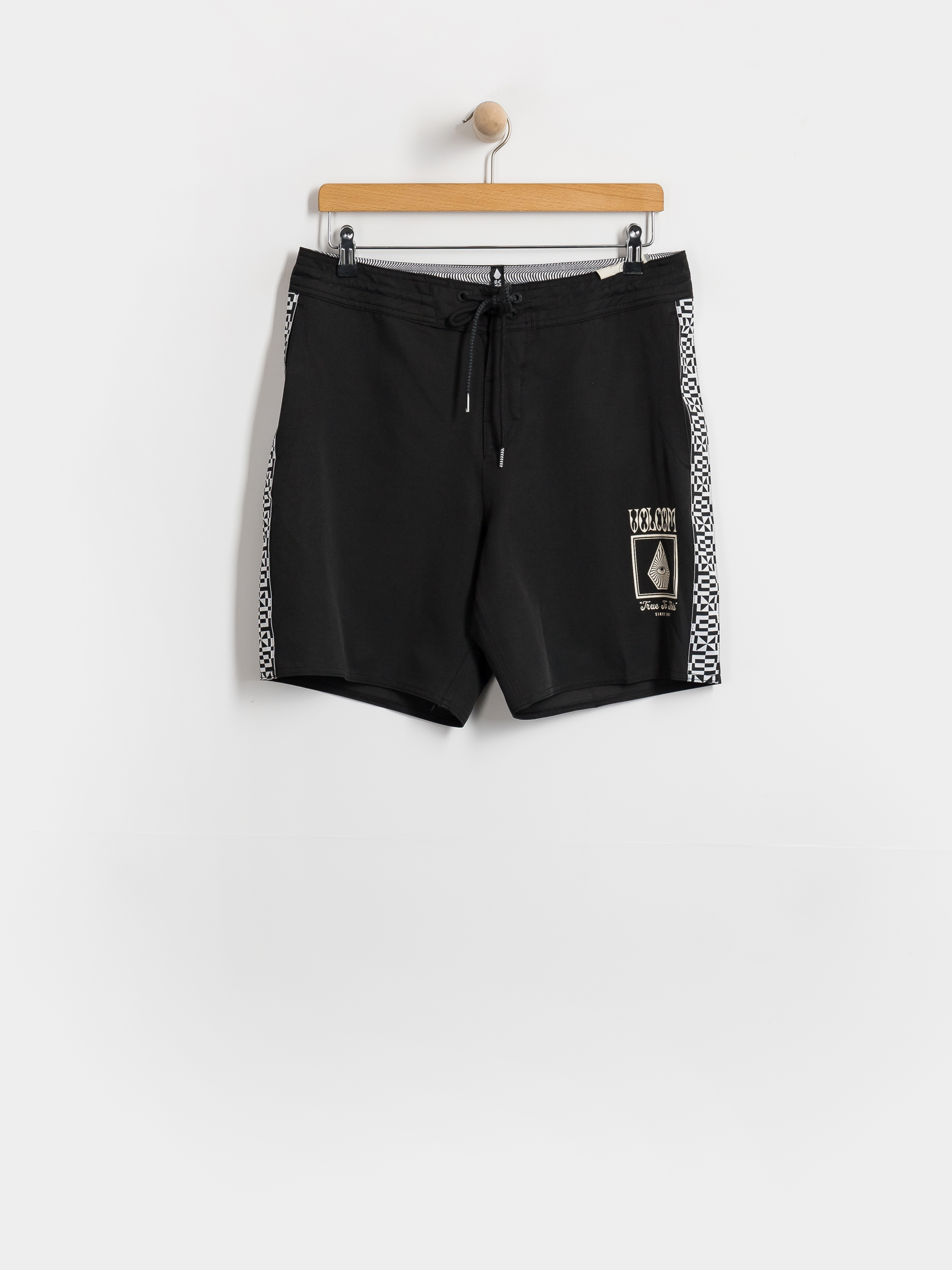 Плажни къси панталони Volcom Yewster Loose Stoney 18 (black)