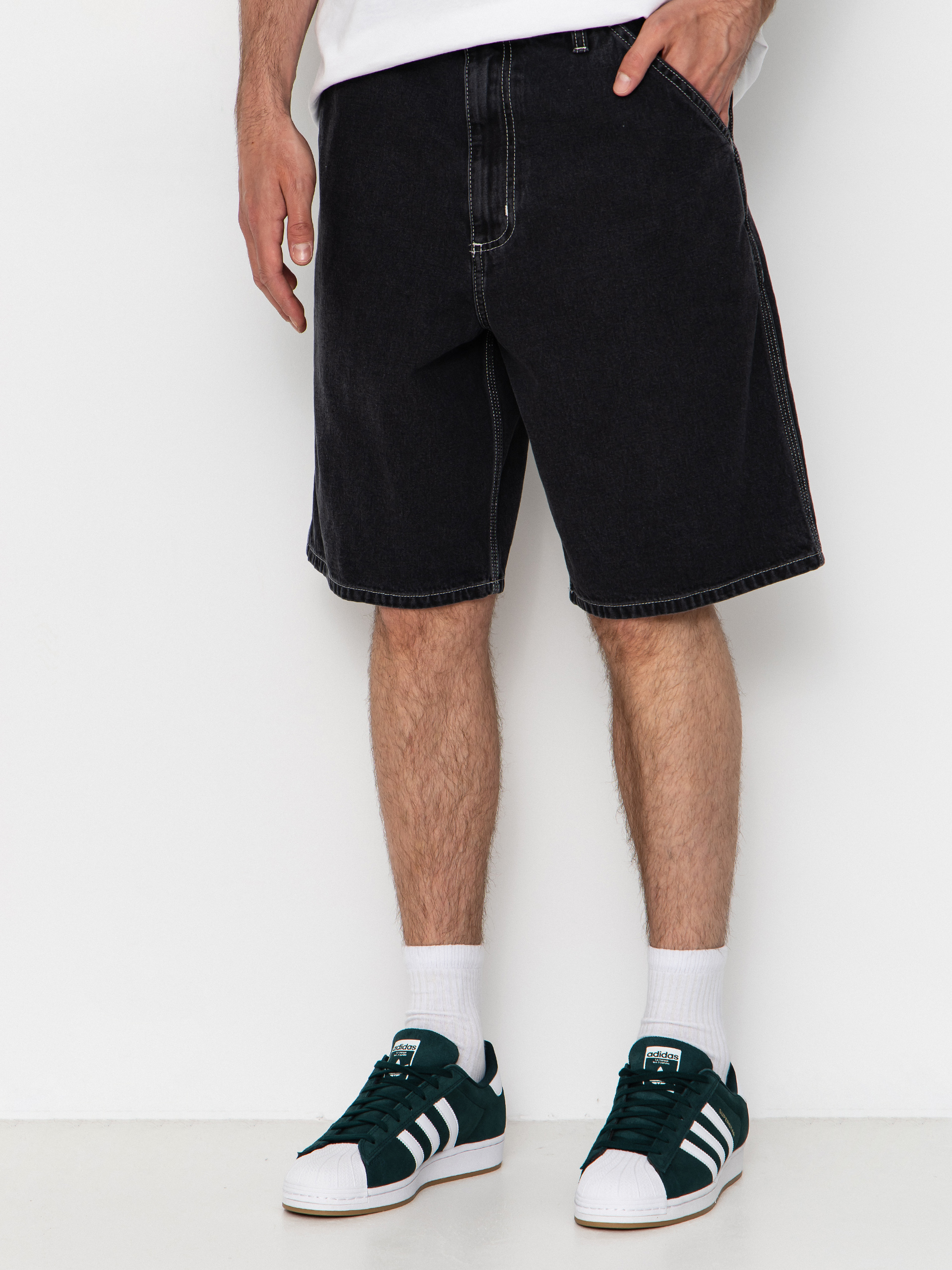 Къси панталони Carhartt WIP Simple (black heavy stone wash)