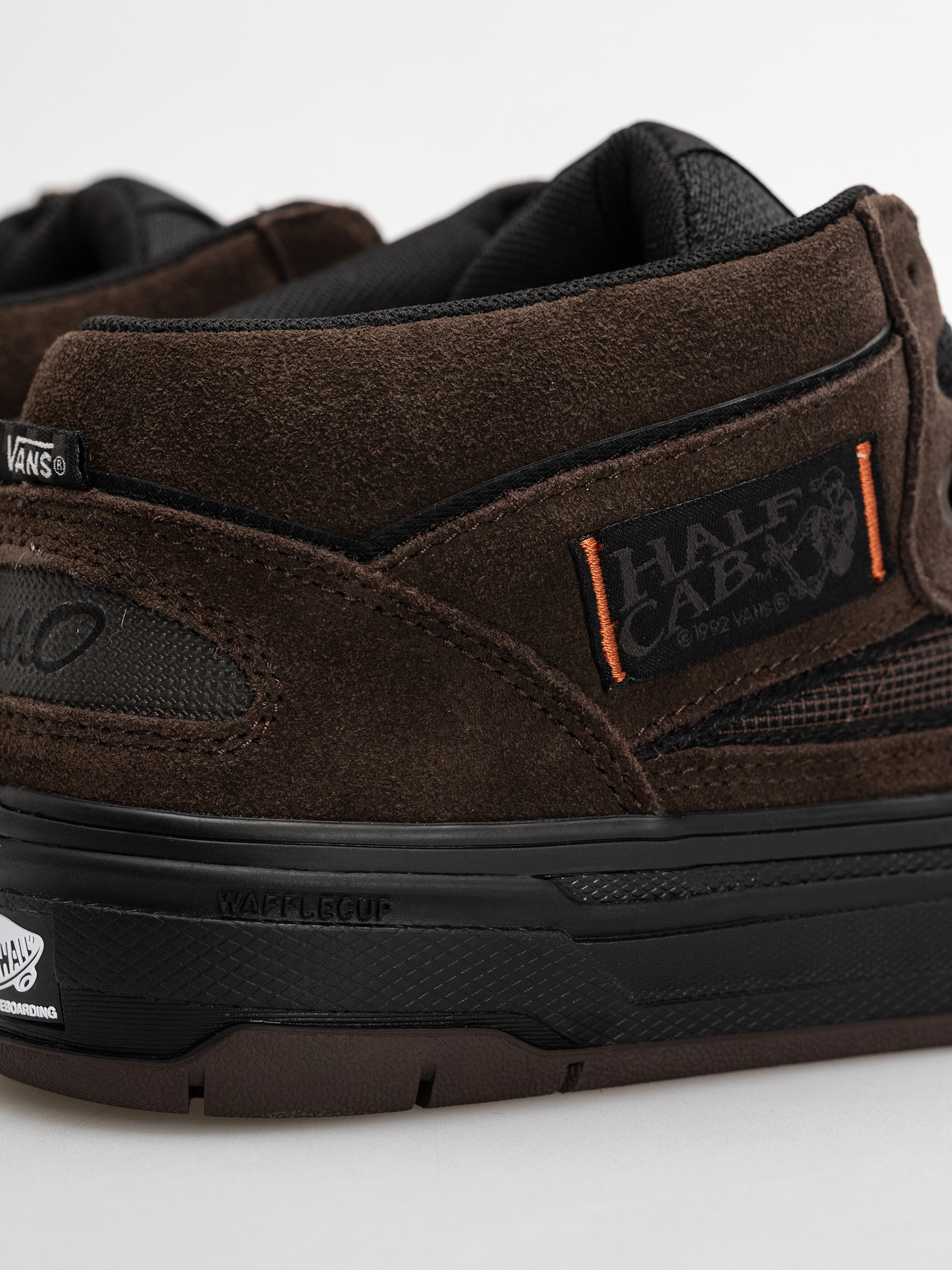 Обувки Vans Skate Half Cab Wafflecup (brown/black)