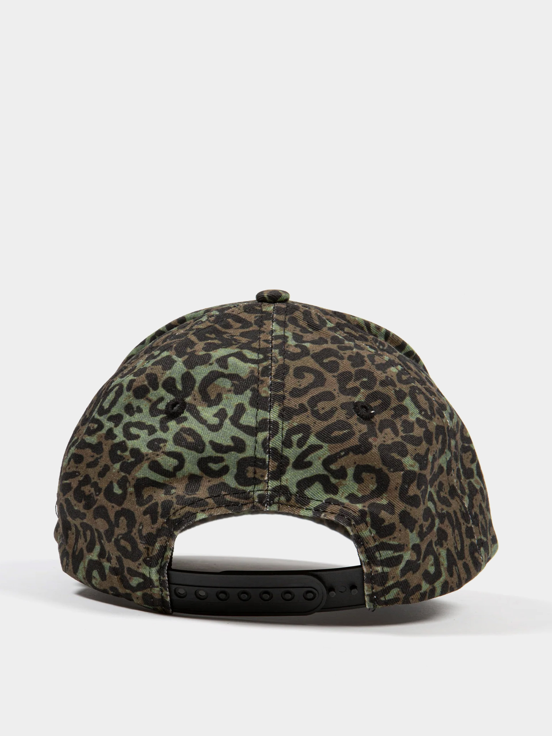 Шапка с козирка Wasted Paris Cheetah (olive khaki camo)