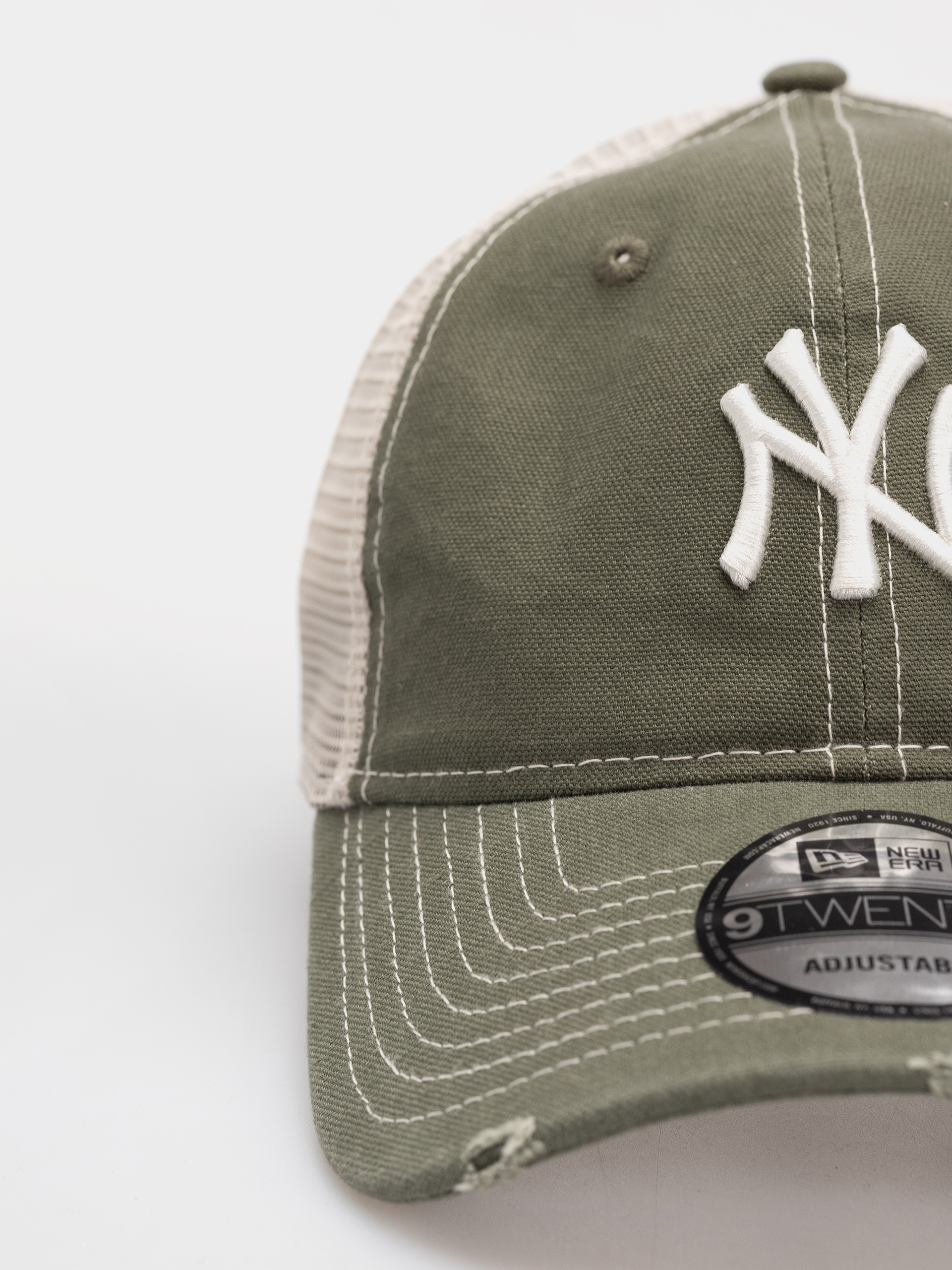 Шапка с козирка New Era Cotton Canv 9Twenty Trucker New York Yankees (olive)