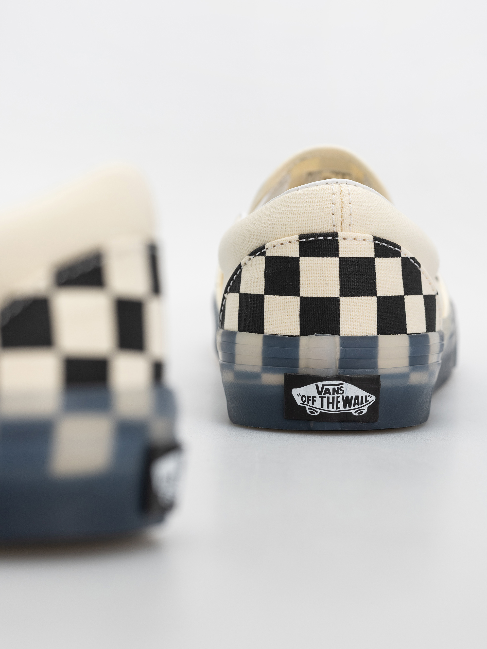 Обувки Vans Classic Slip On (black/marshmall)
