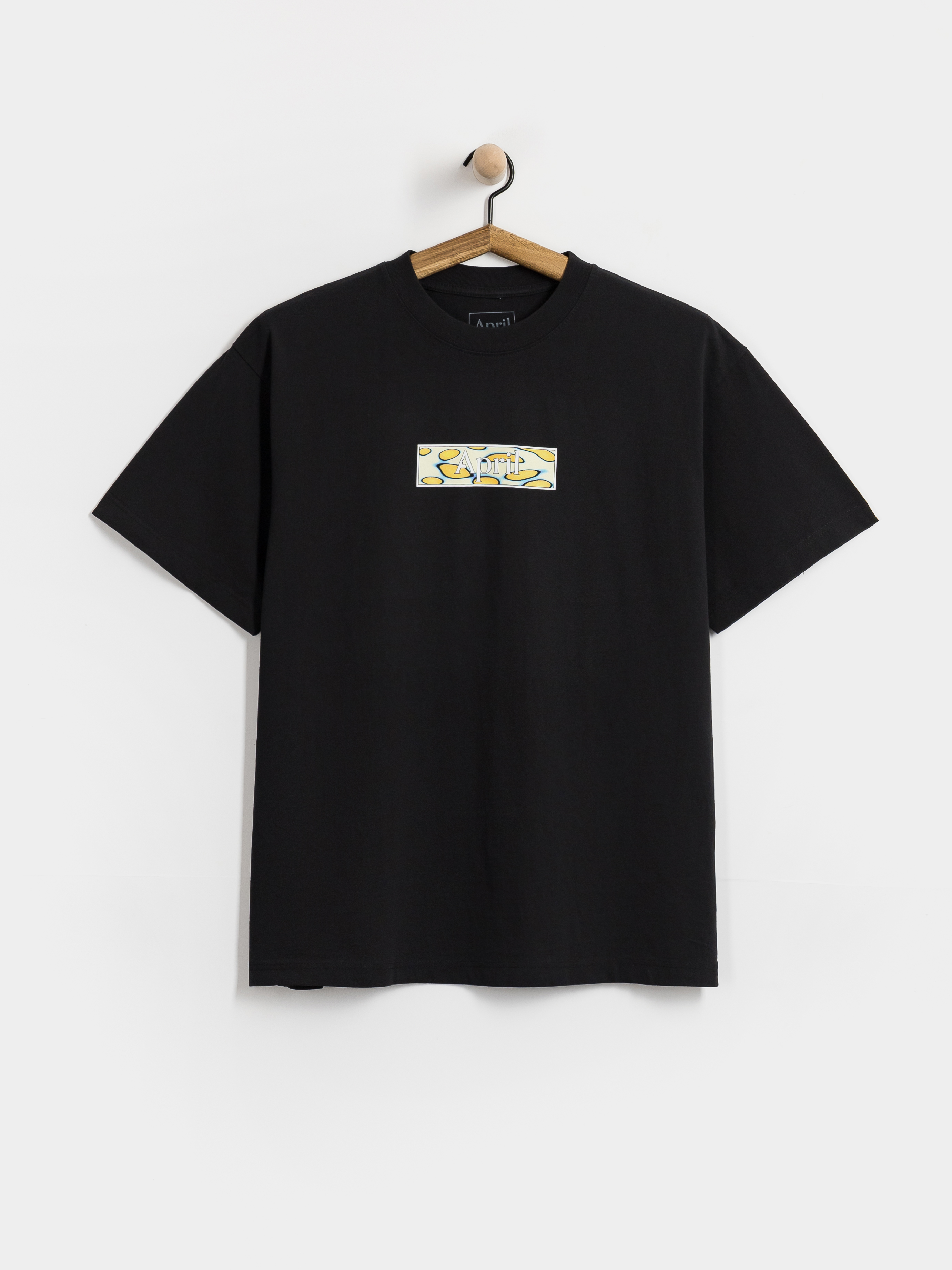 Тениска April Skateboards Cells (black)
