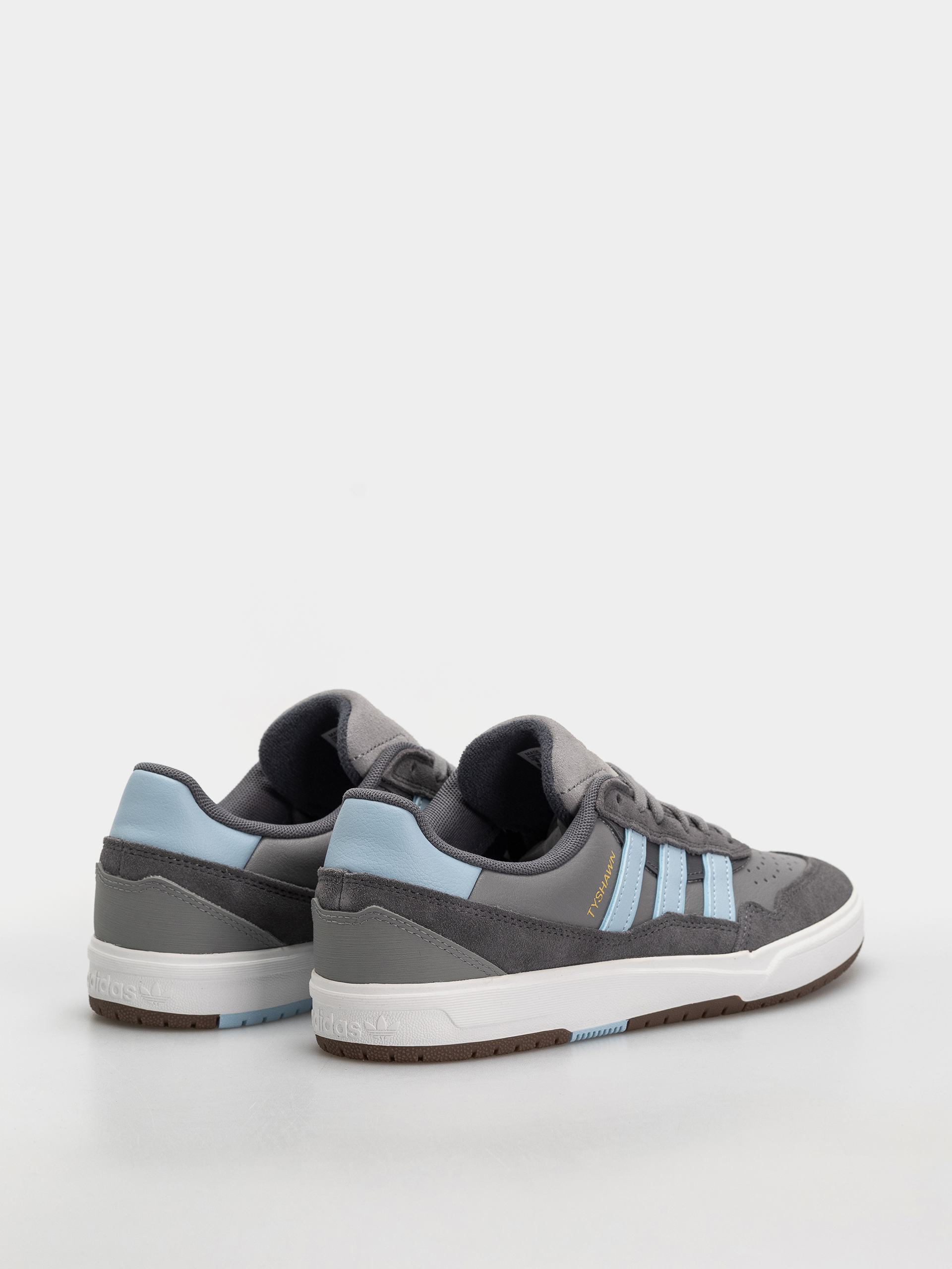Обувки adidas Tyshawn II (grefiv/clesky/ftwwht)