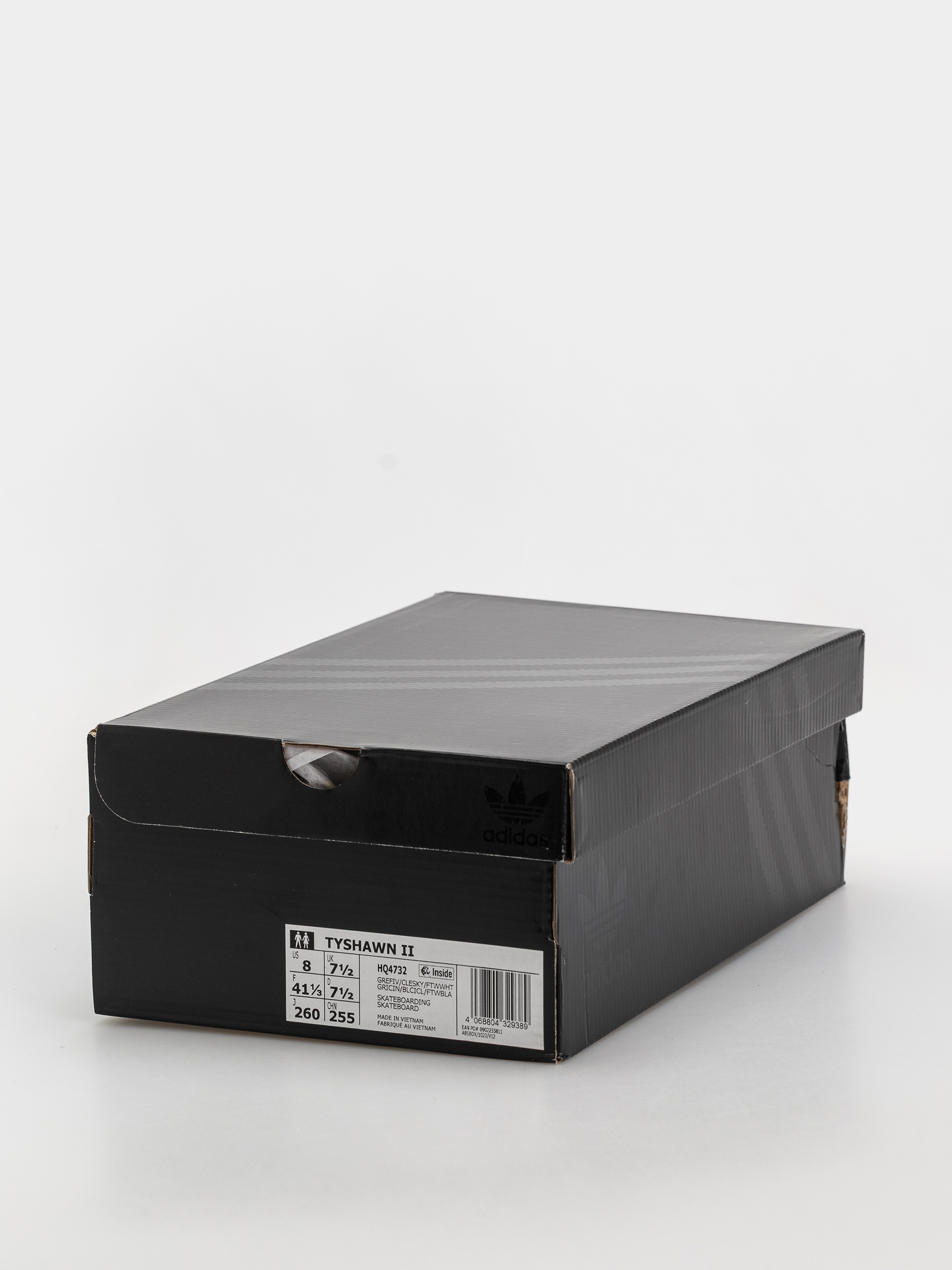 Обувки adidas Tyshawn II (grefiv/clesky/ftwwht)