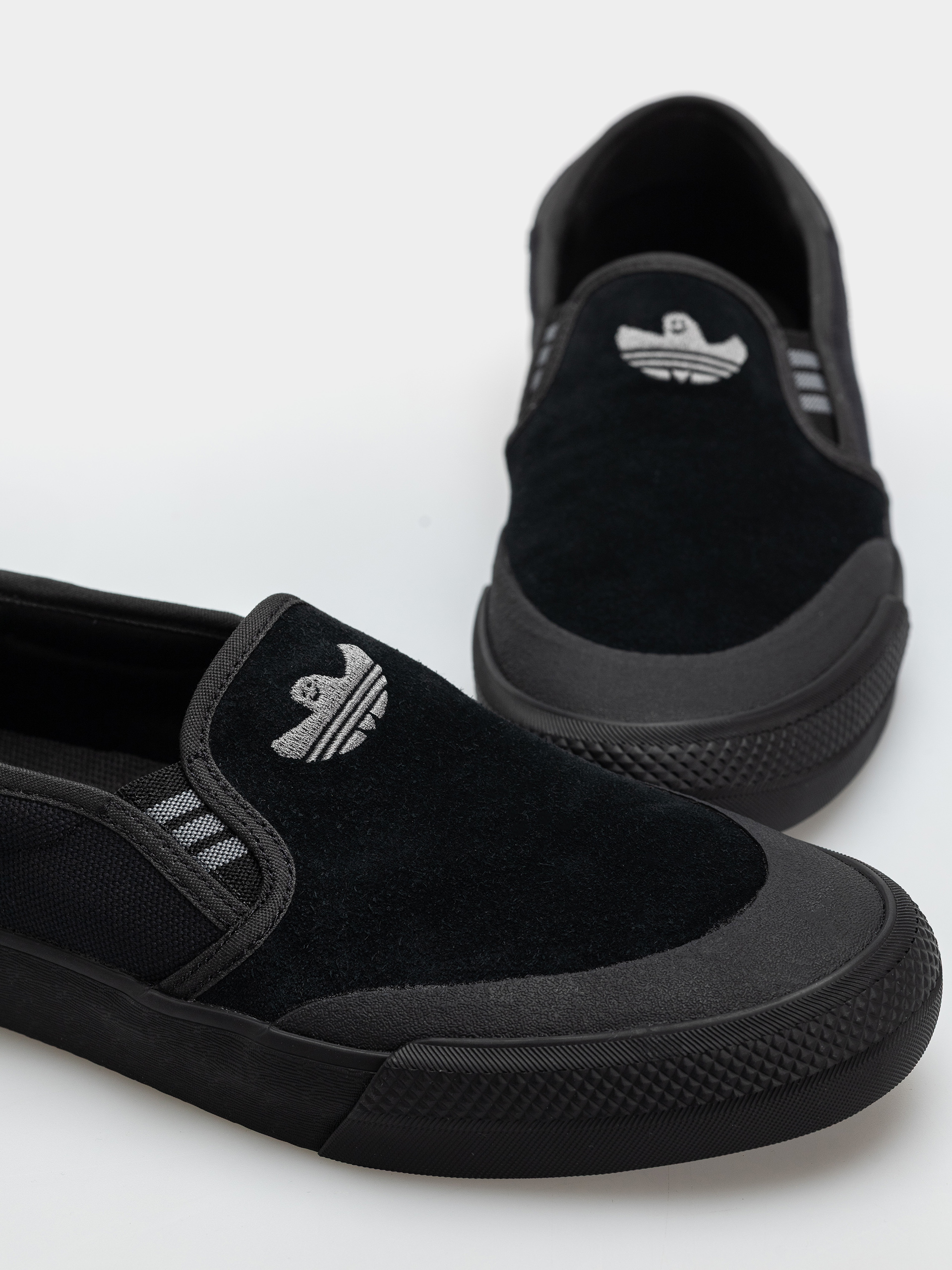 Чехли adidas Shmoofoil Slip Rx (cblack/grefou/cblack)