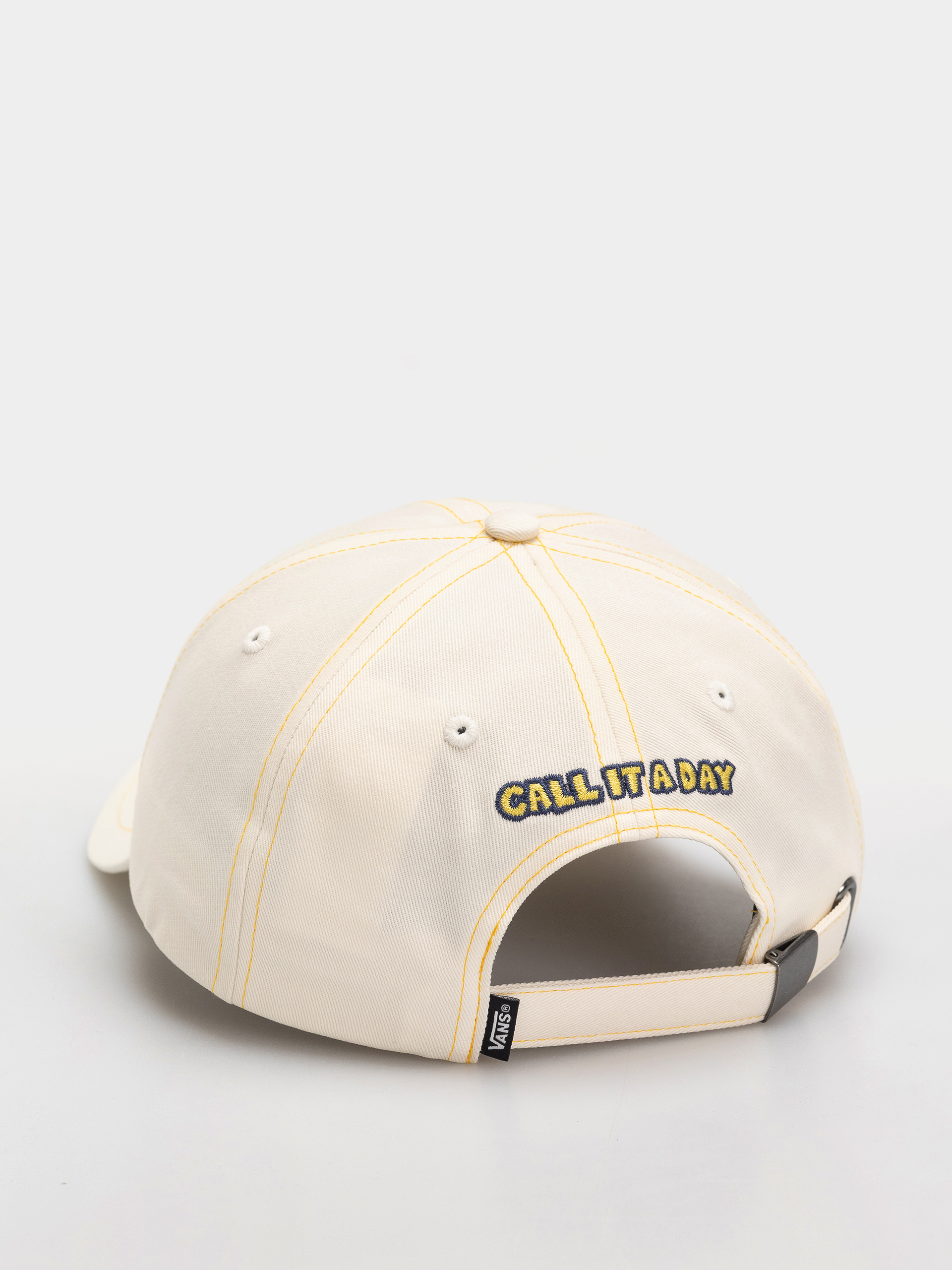 Шапка с козирка Vans Call It A Day Curved Bill Jockey (marshmallow)