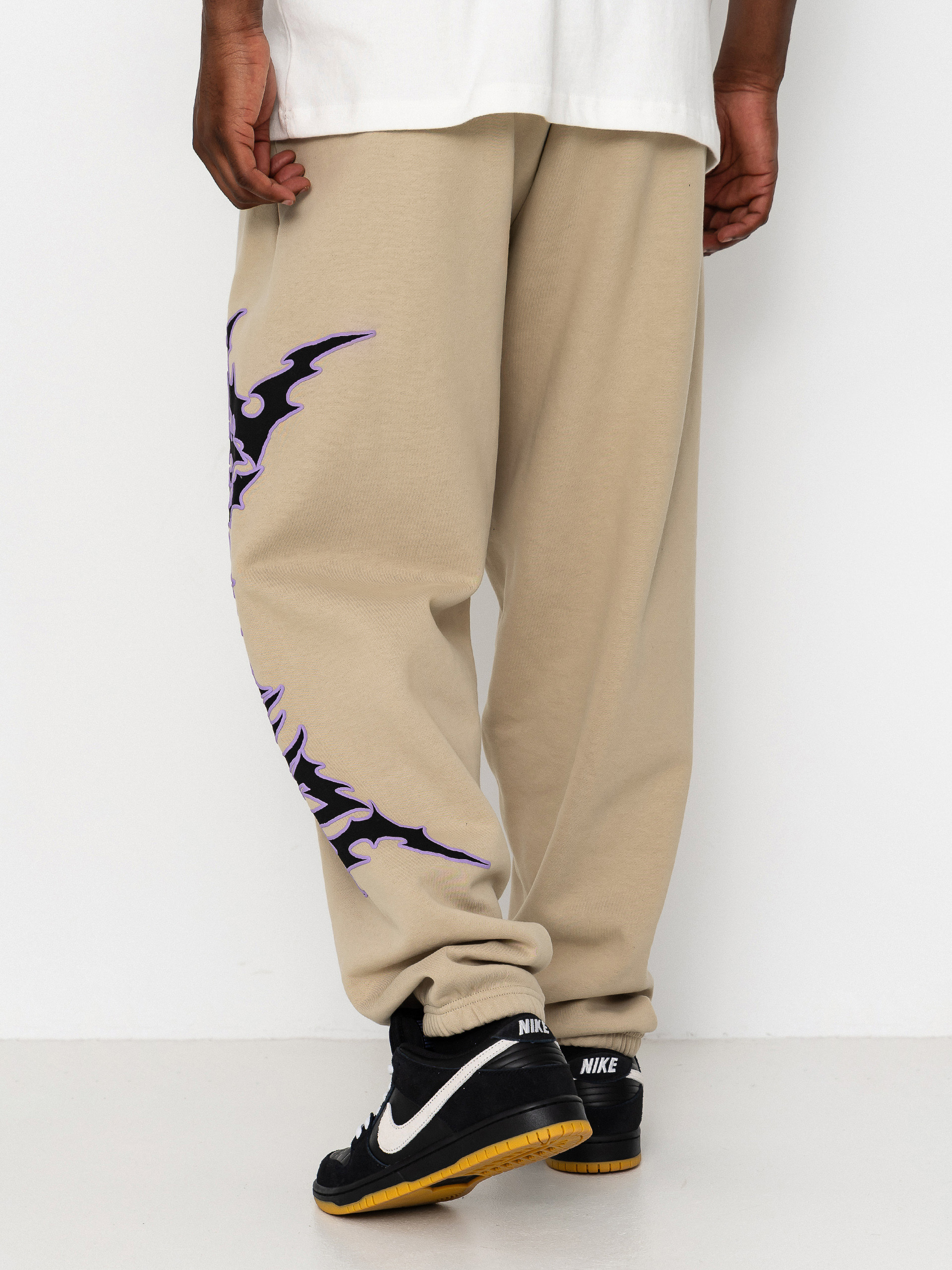 Панталони Santa Cruz Out Of Time Strip Jogger (stone grey)