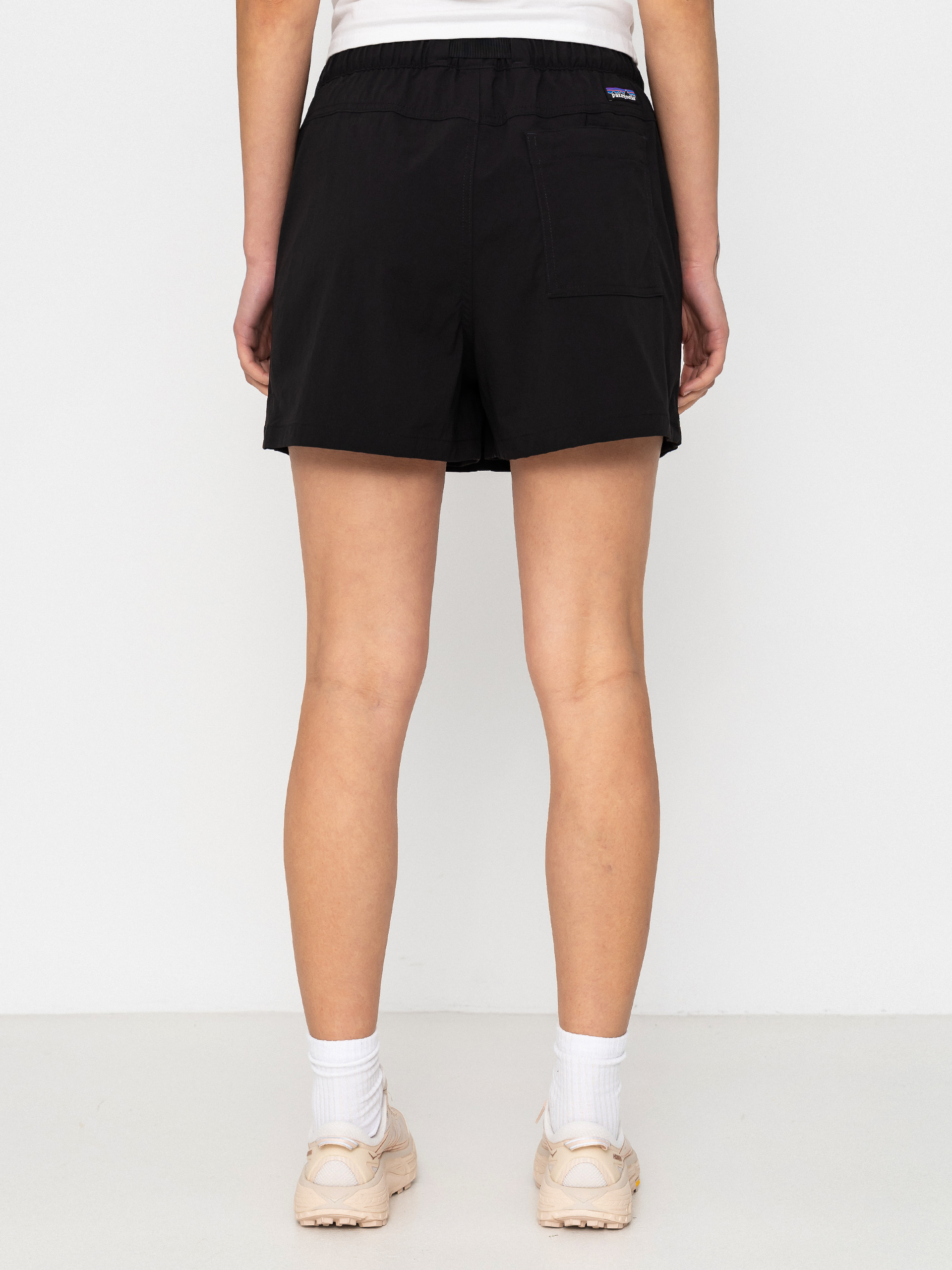 Къси панталони Patagonia Outdoor Everyday Wmn (black)