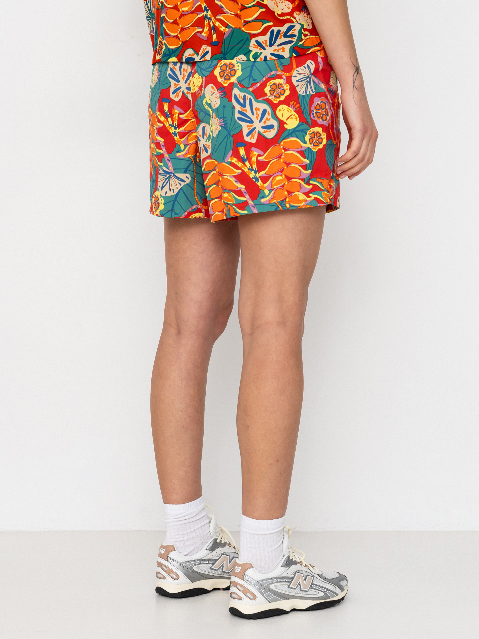 Къси панталони Patagonia Baggies 5in Wmn (tropiclimb/hot ember)