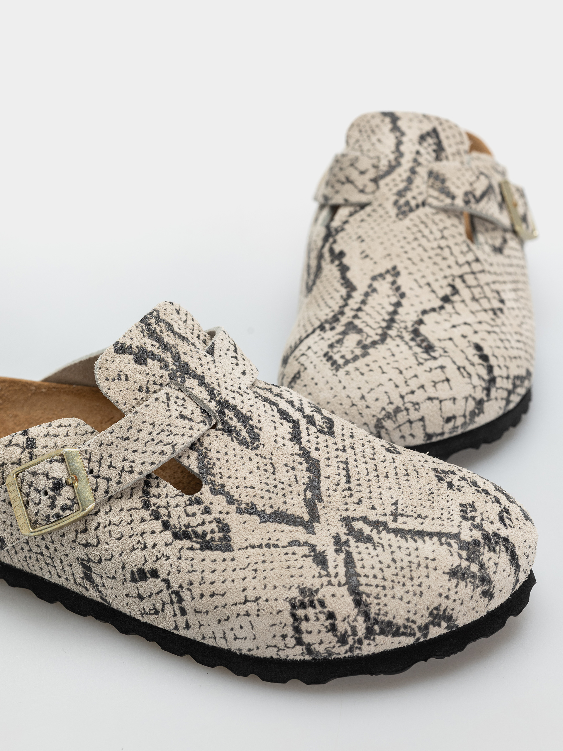 Чехли Birkenstock Boston Rivet Logo Suede Leather Narrow Wmn (snake oyster)