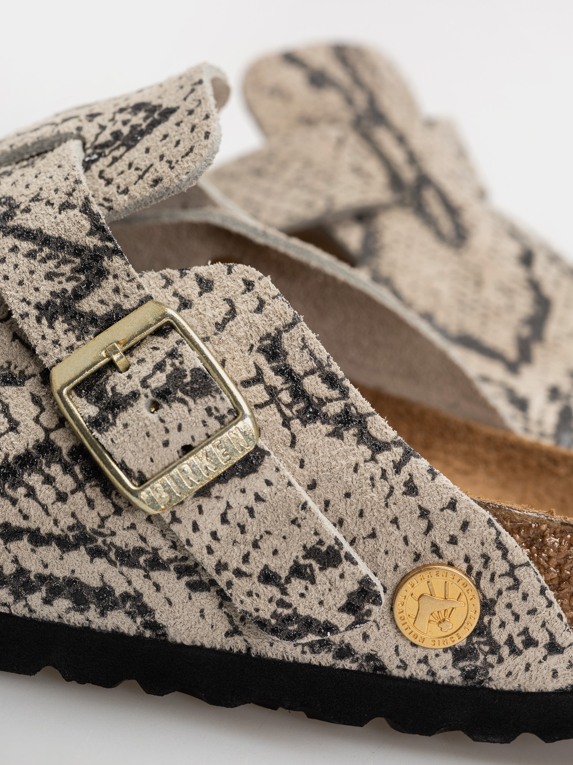 Чехли Birkenstock Boston Rivet Logo Suede Leather Narrow Wmn (snake oyster)