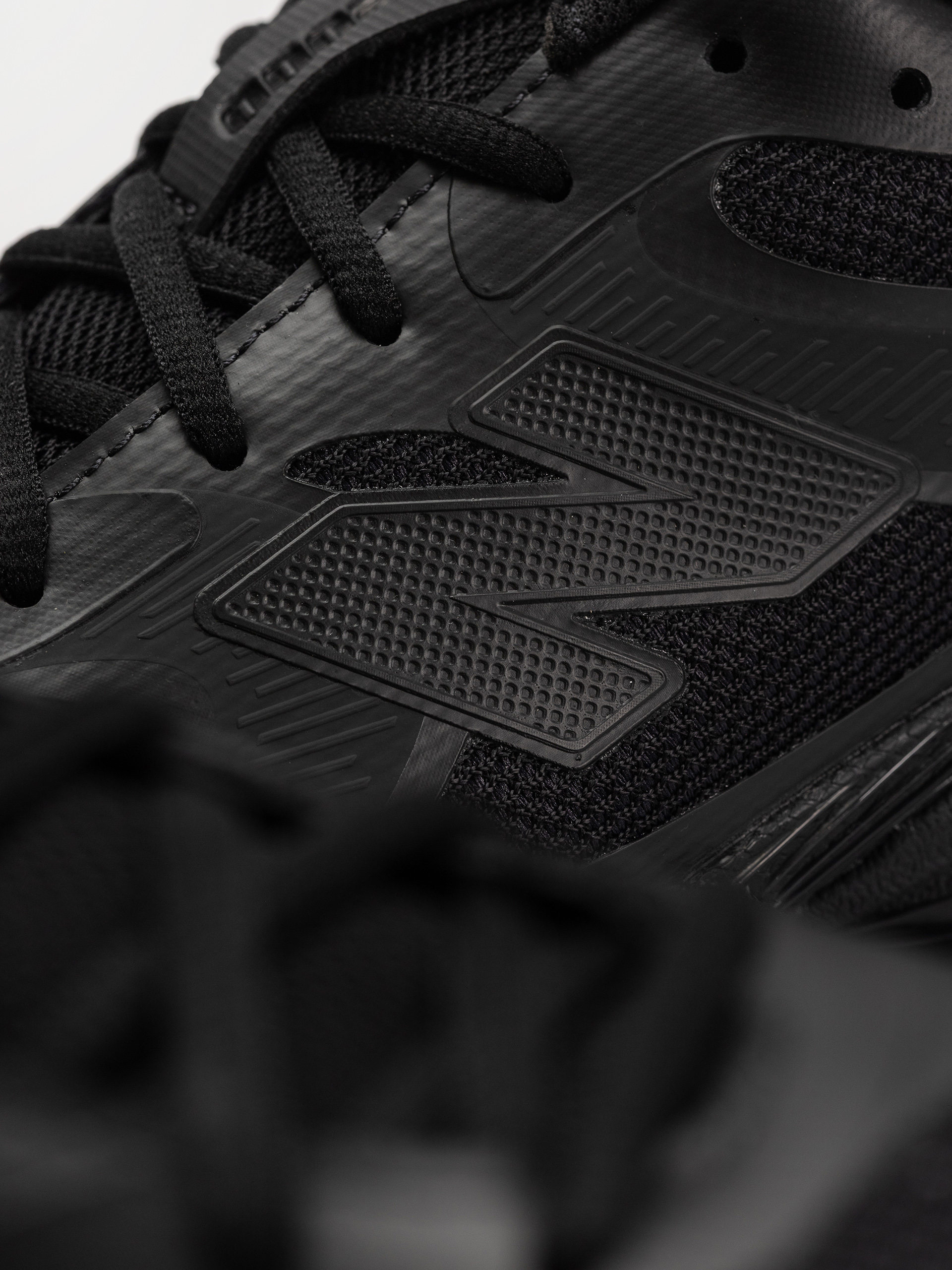 Обувки New Balance 2000 (black/white)